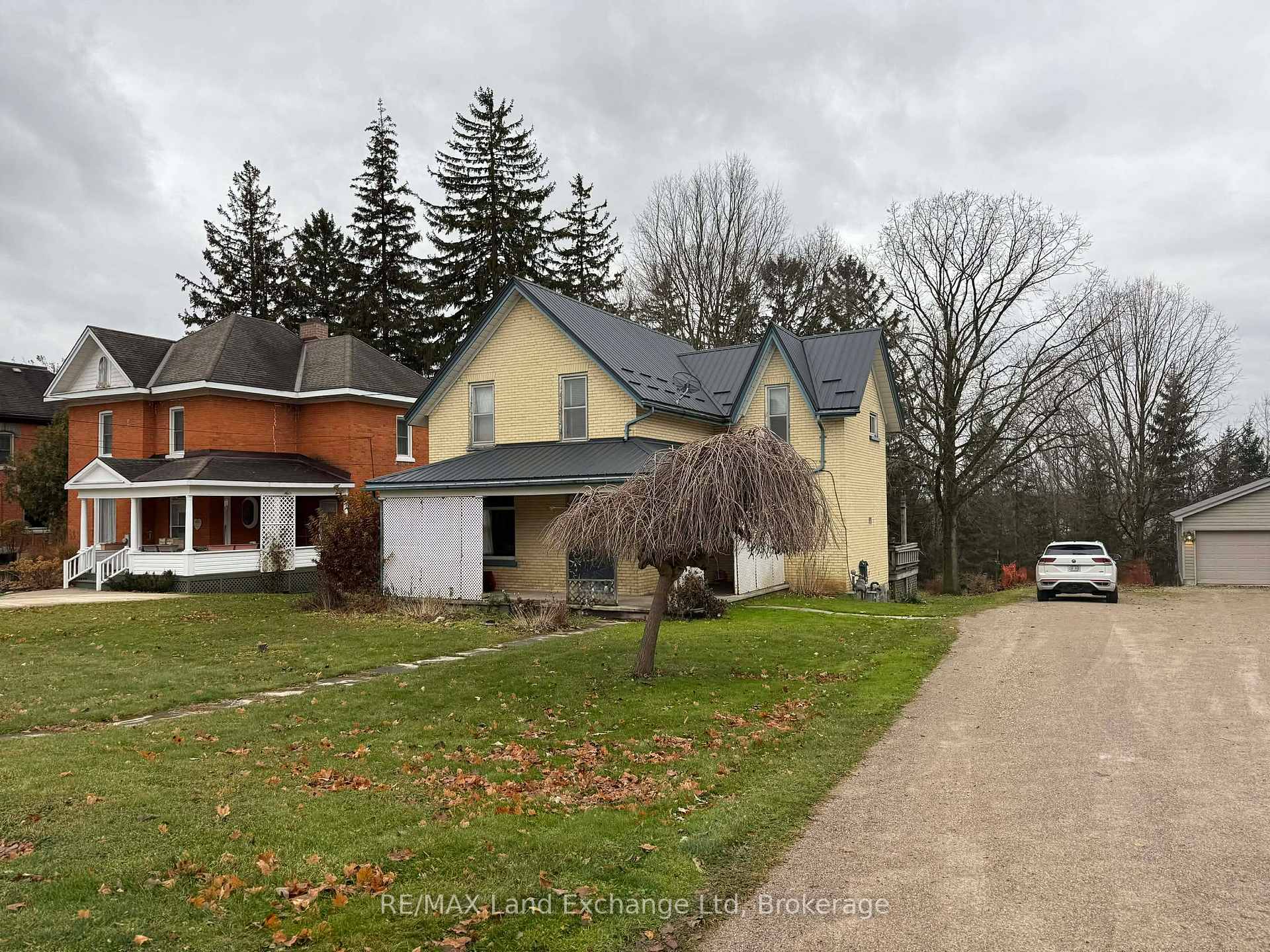 Photo 2 of 126 Diagonal Road, North Huron, Wingham — HOMEH