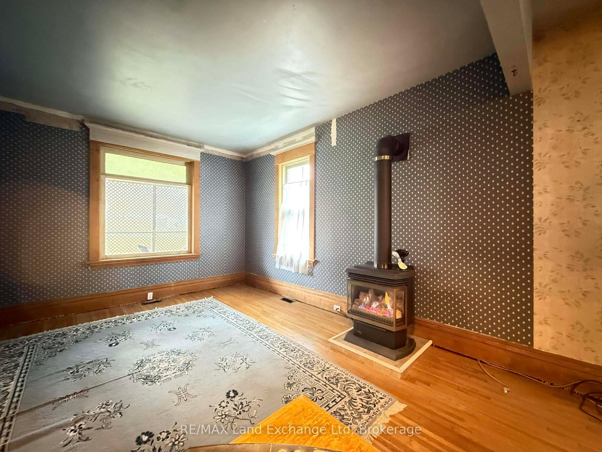 Photo 14 of 126 Diagonal Road, North Huron, Wingham — HOMEH