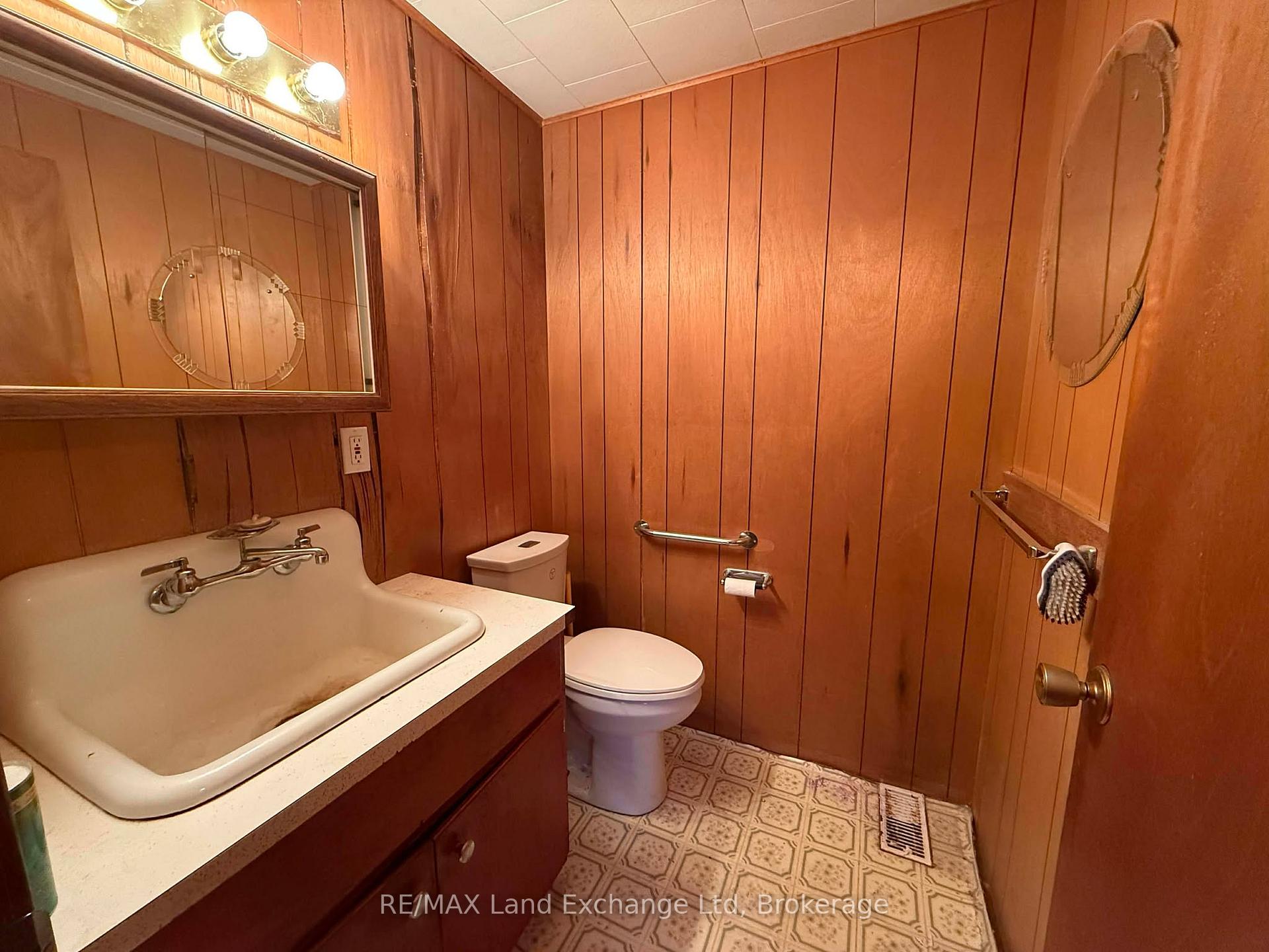 Photo 22 of 126 Diagonal Road, North Huron, Wingham — HOMEH