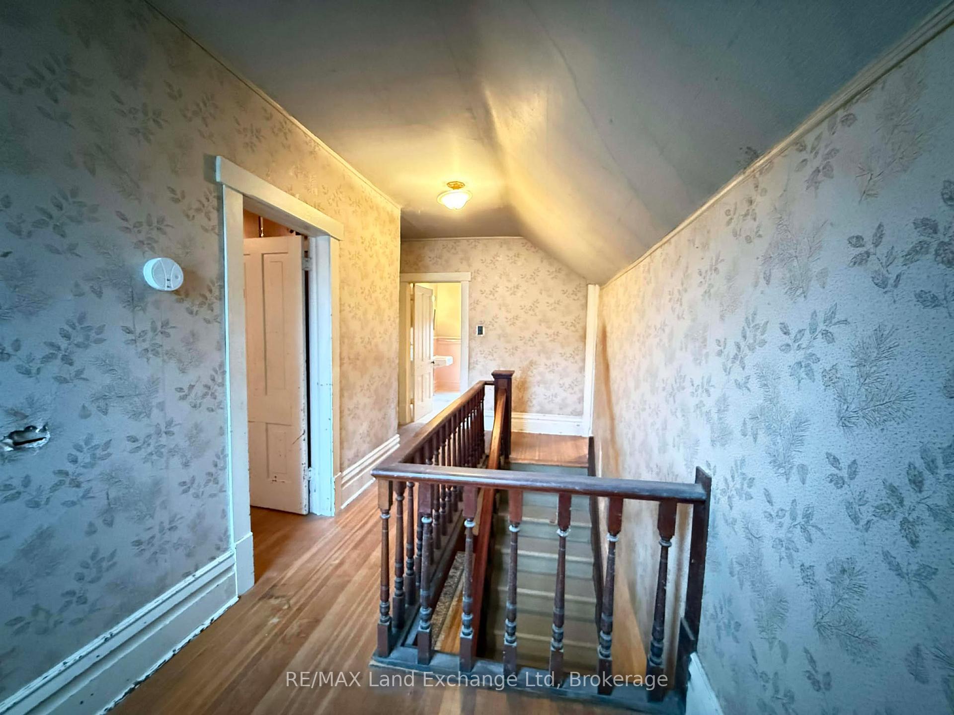 Photo 29 of 126 Diagonal Road, North Huron, Wingham — HOMEH