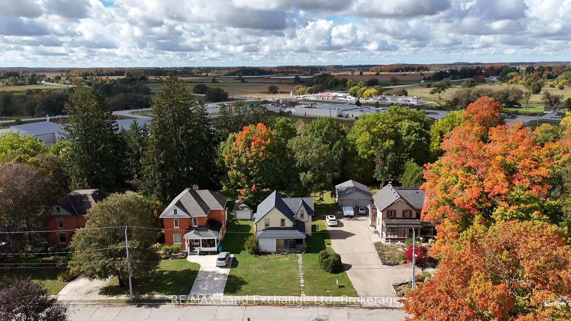 Photo 41 of 126 Diagonal Road, North Huron, Wingham — HOMEH