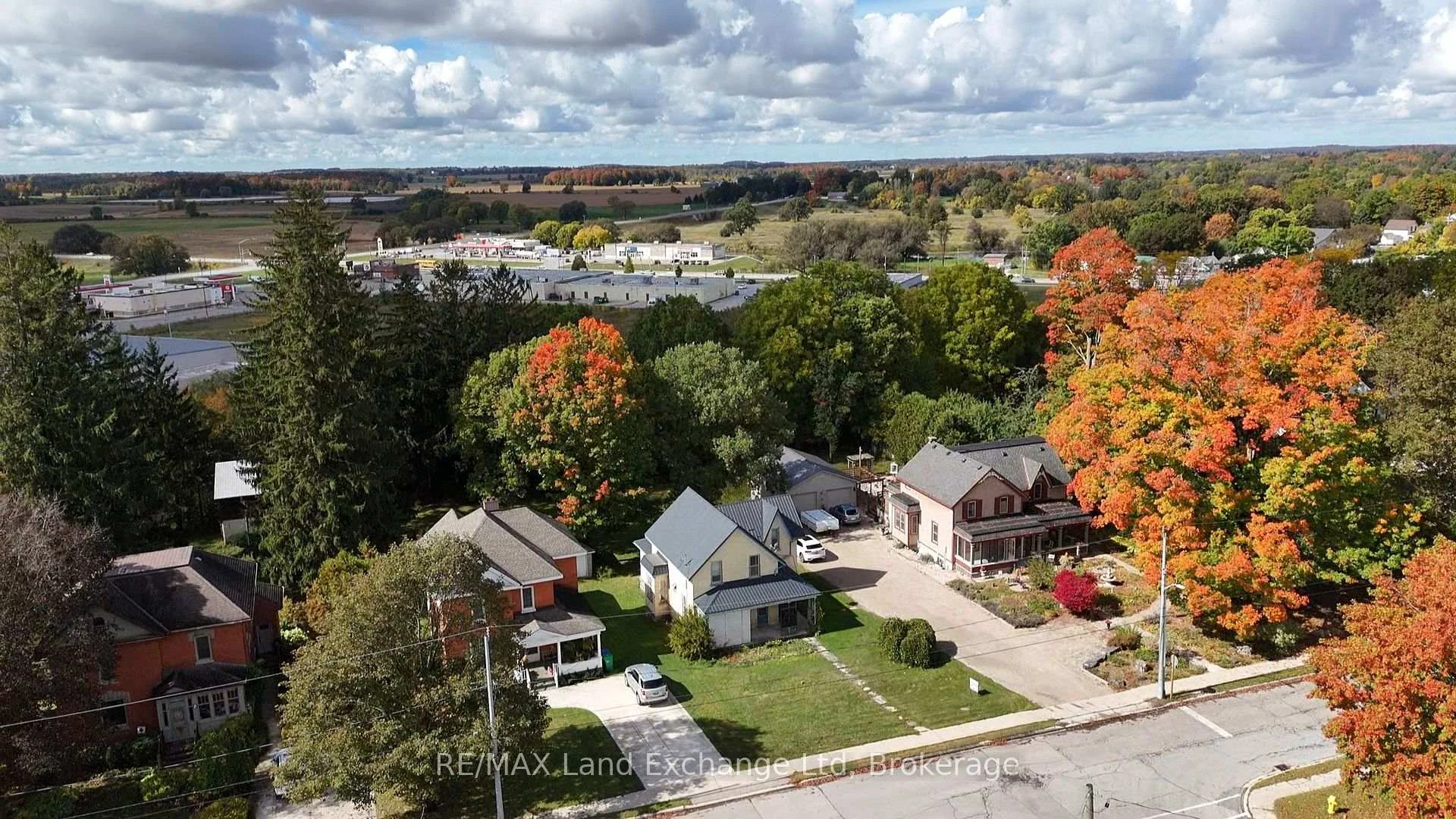 Photo 42 of 126 Diagonal Road, North Huron, Wingham — HOMEH