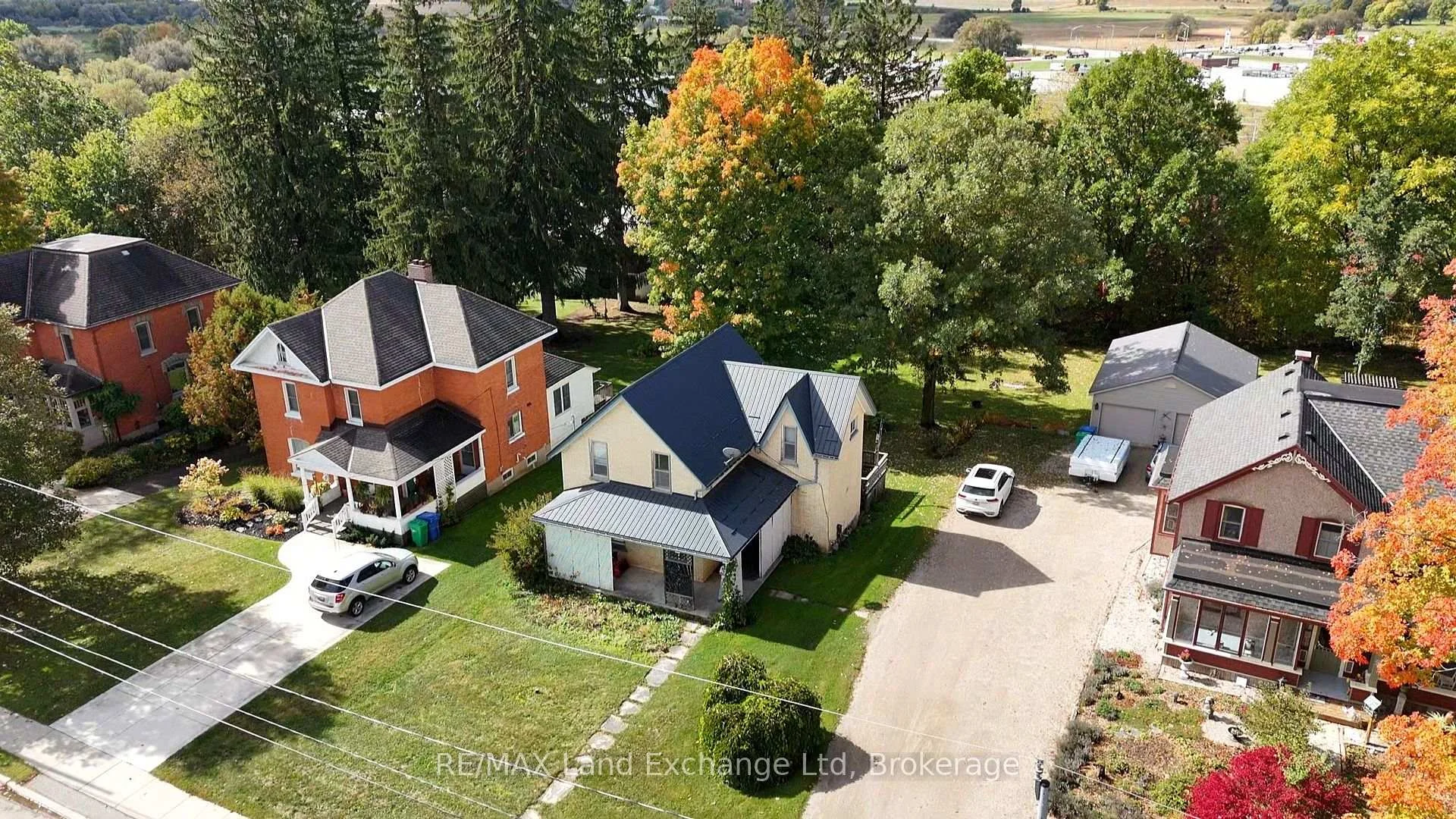 Photo 44 of 126 Diagonal Road, North Huron, Wingham — HOMEH