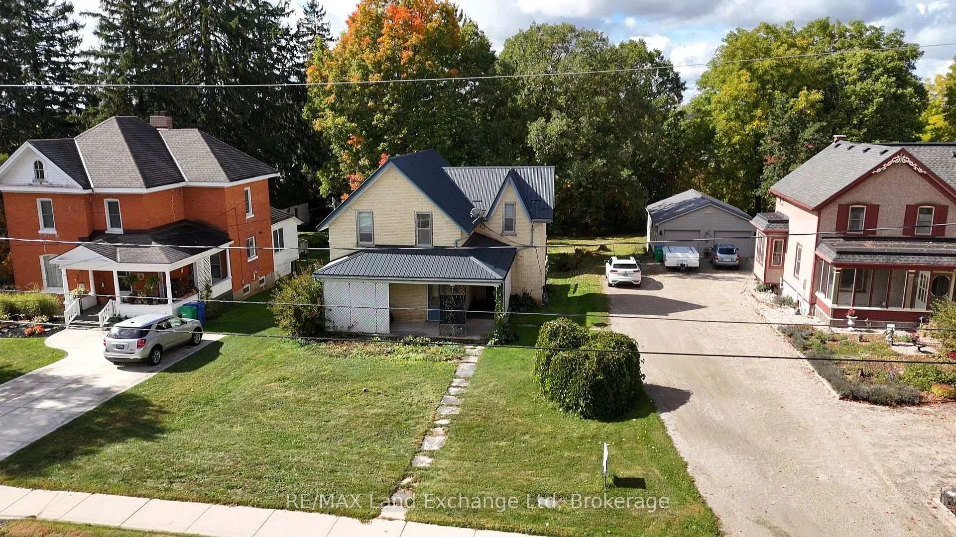 Photo 45 of 126 Diagonal Road, North Huron, Wingham — HOMEH