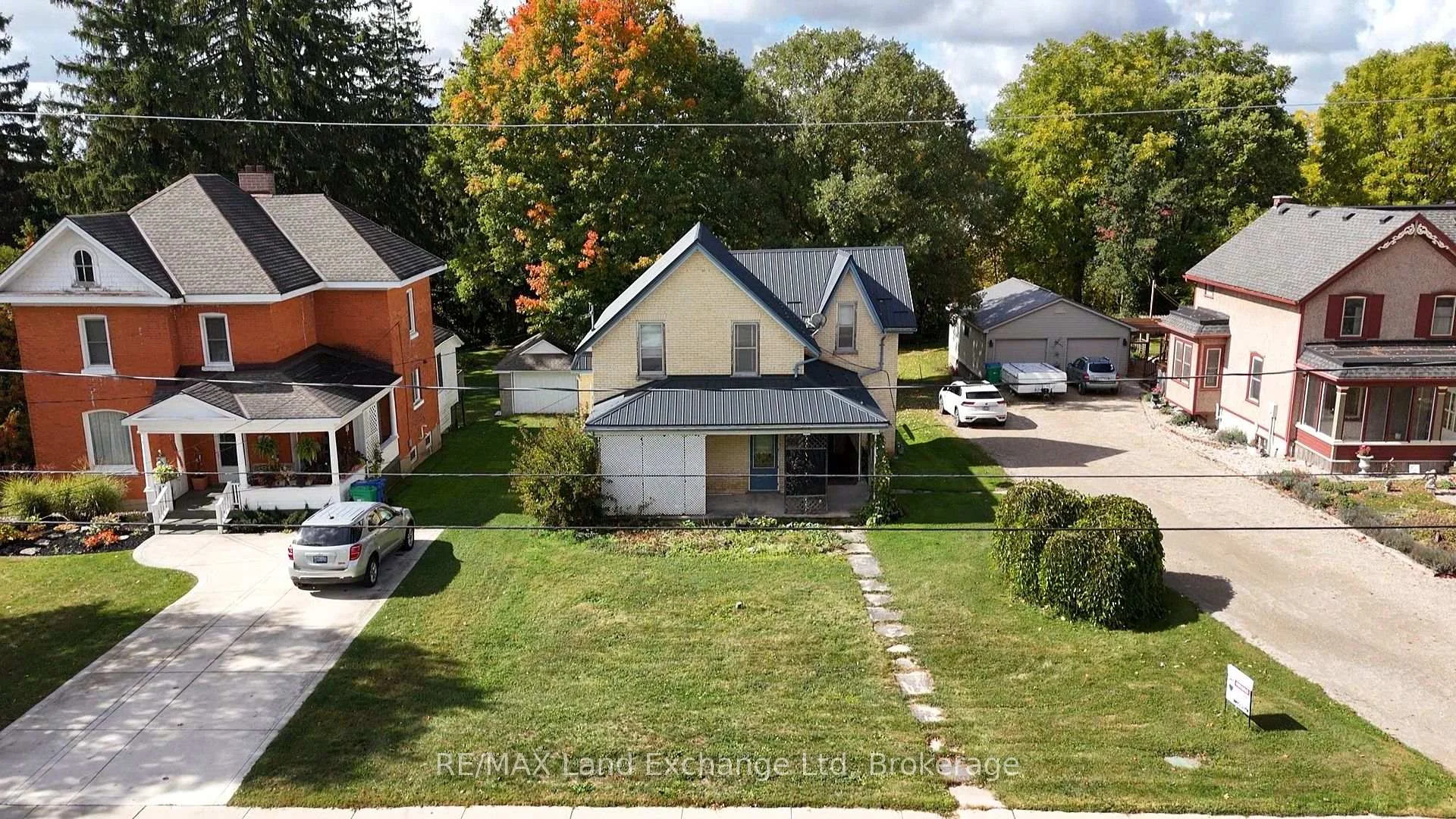 Photo 46 of 126 Diagonal Road, North Huron, Wingham — HOMEH