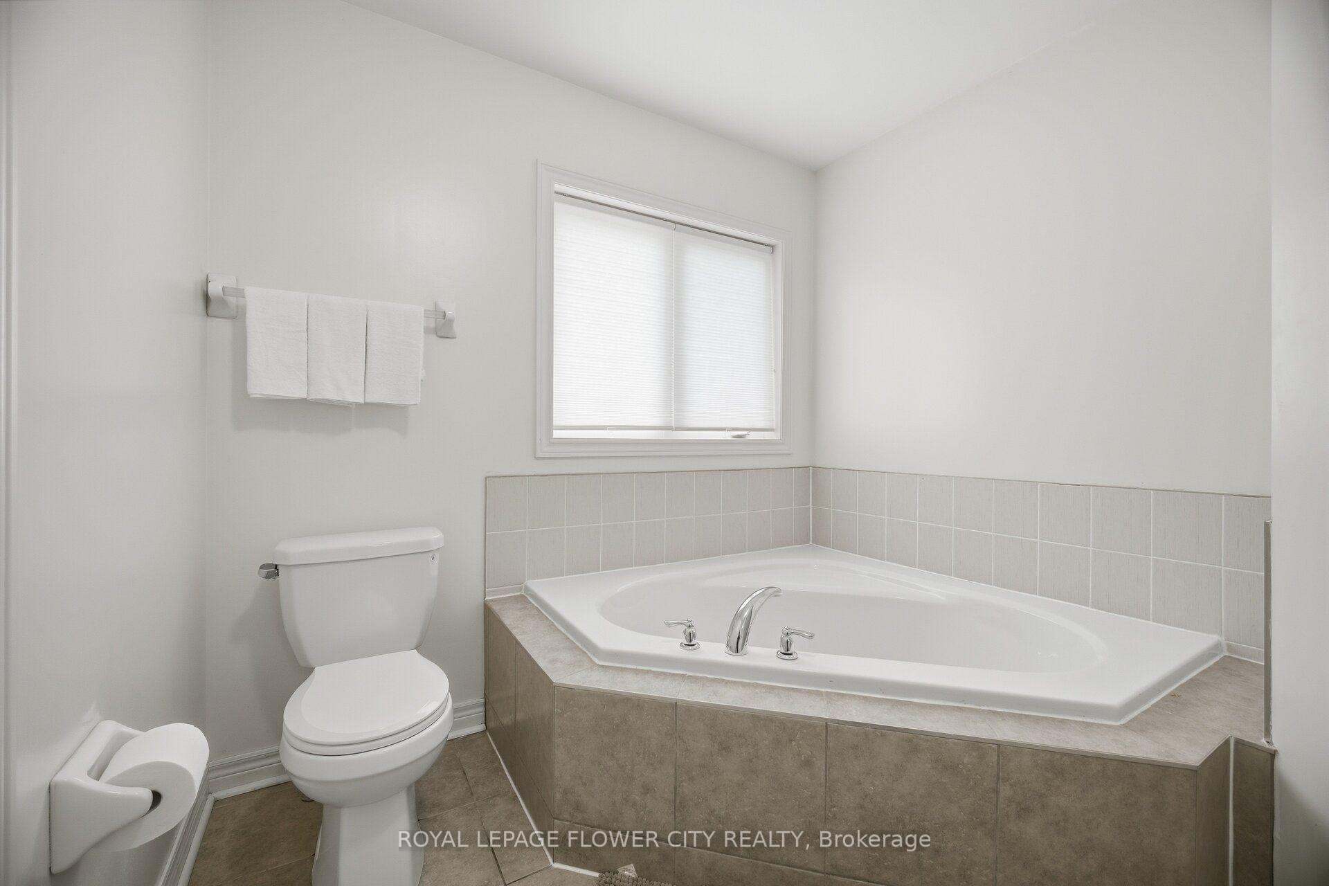 Photo 22 of 381 Cedric Terrace, Milton, Harrison — HOMEH