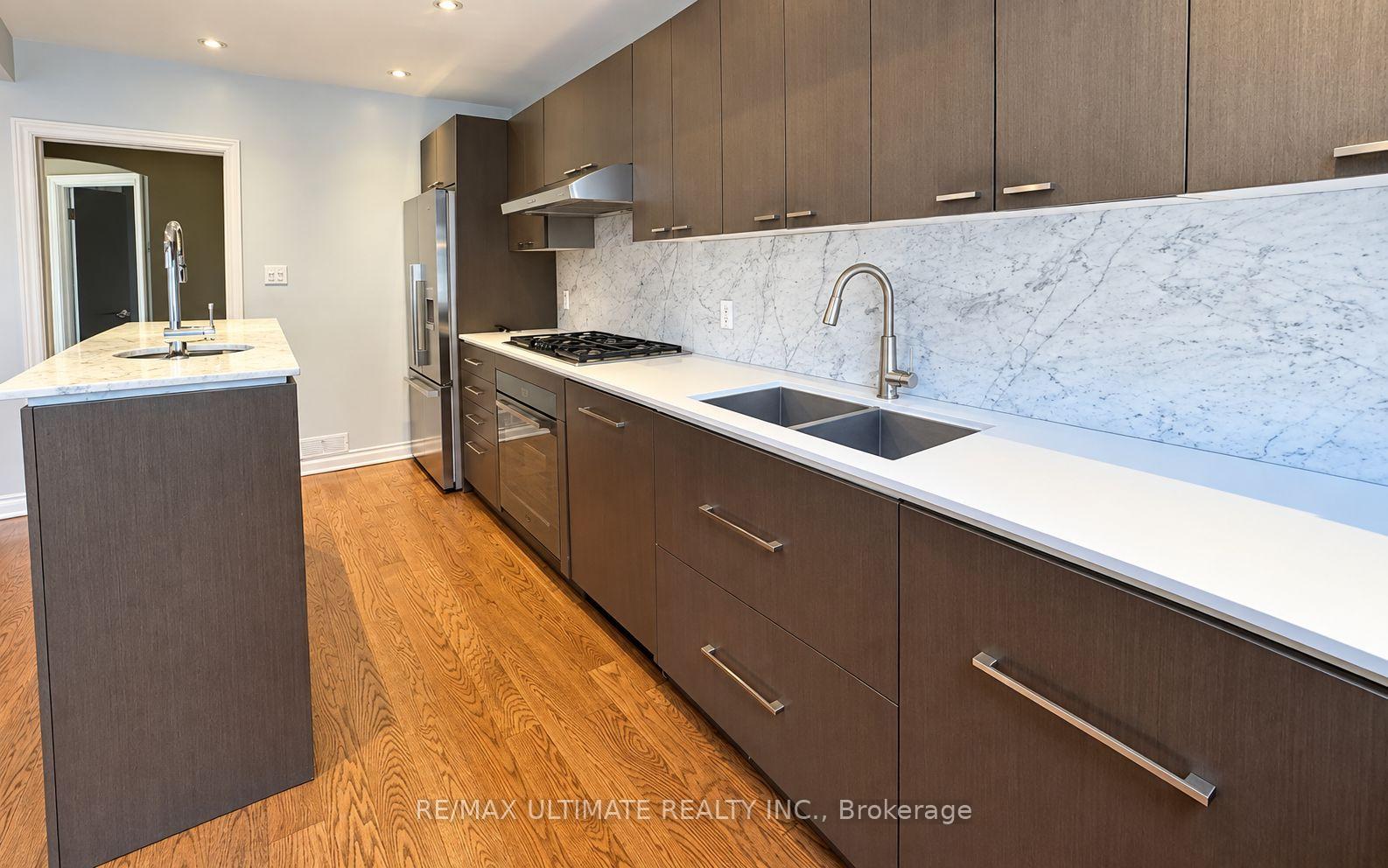 Photo 5 of 10 Noel Avenue, Toronto, Leaside — HOMEH
