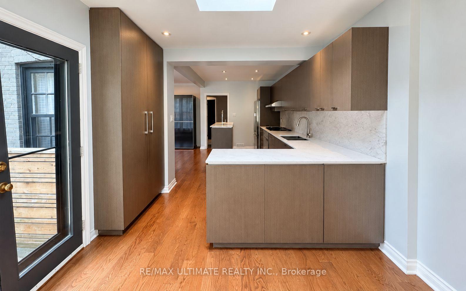 Photo 6 of 10 Noel Avenue, Toronto, Leaside — HOMEH