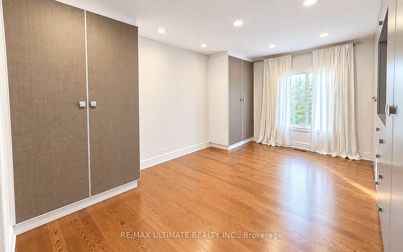 Photo 14 of 10 Noel Avenue, Toronto, Leaside — HOMEH