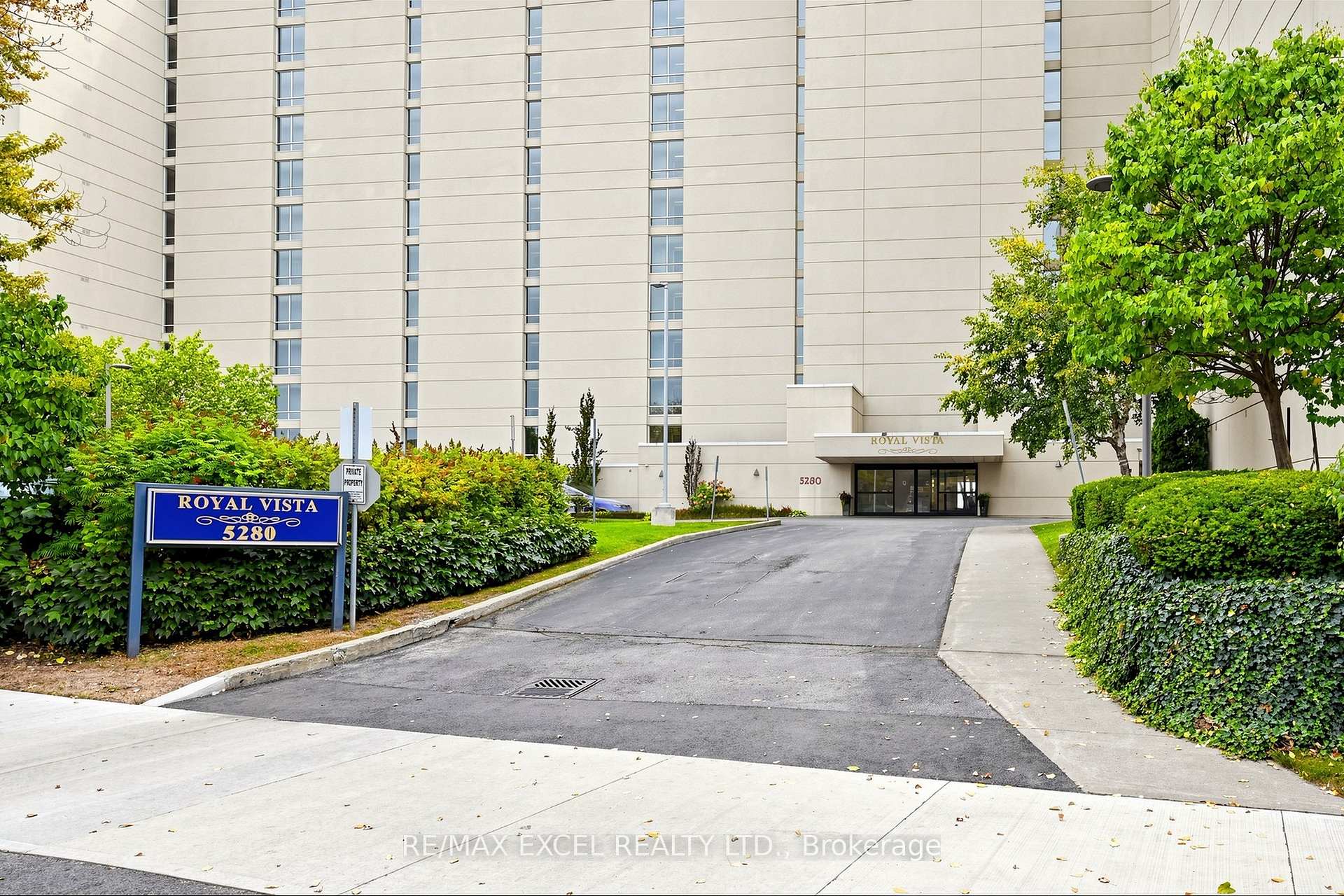 Photo 2 of Unit 607, 5280 Lakeshore Road, Burlington, Appleby — HOMEH