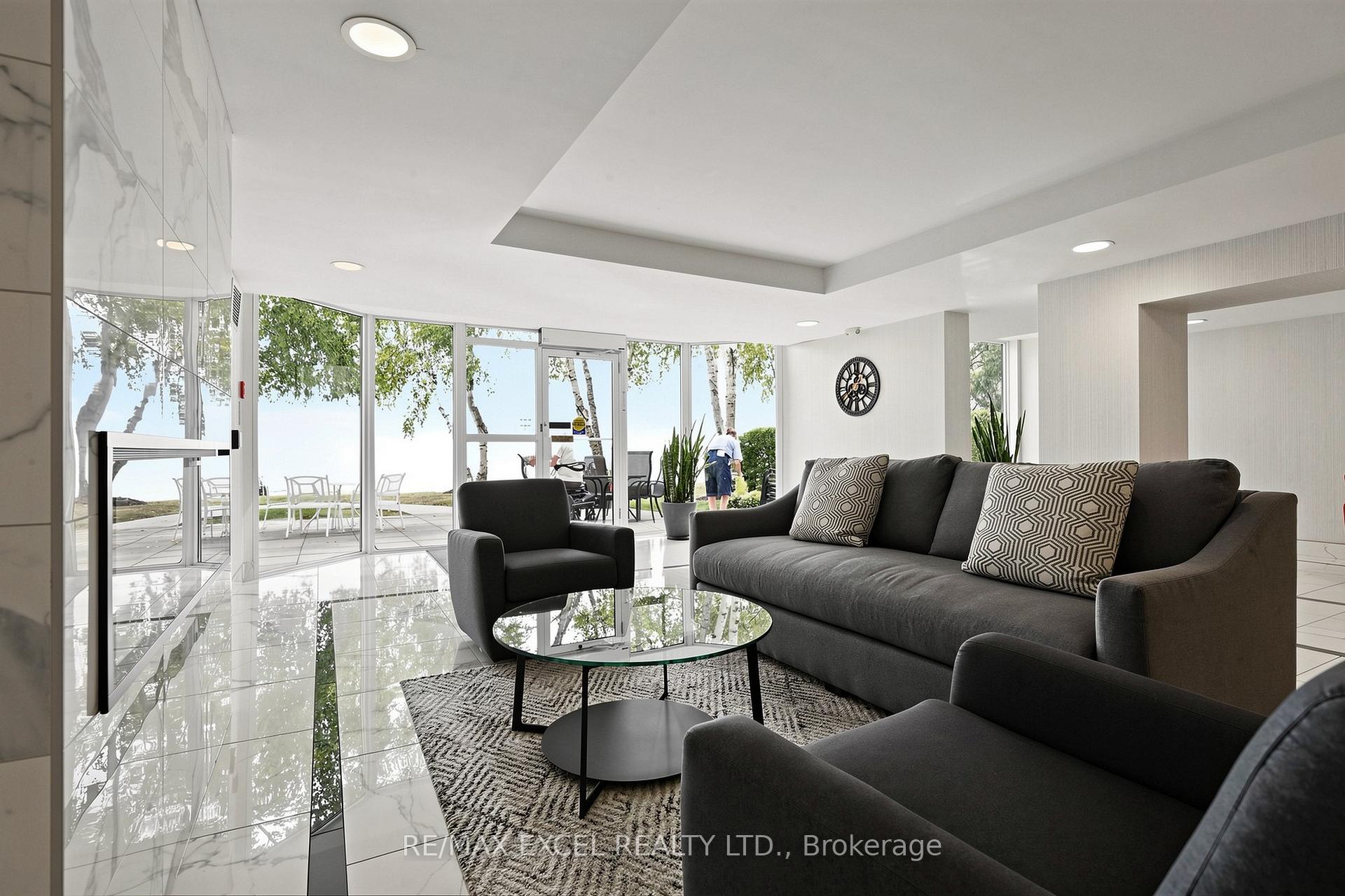 Photo 5 of Unit 607, 5280 Lakeshore Road, Burlington, Appleby — HOMEH