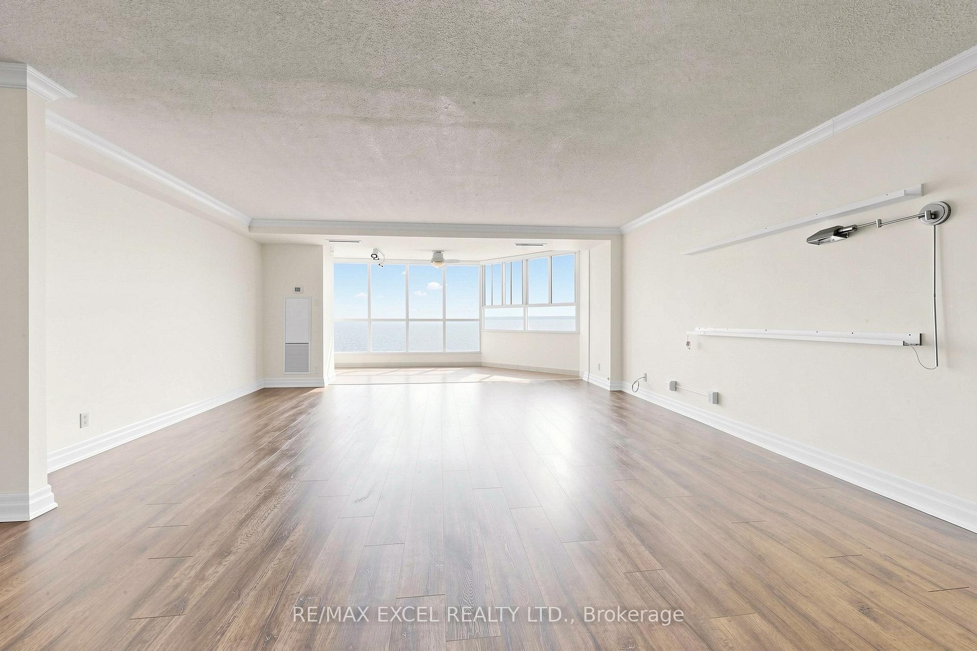 Photo 7 of Unit 607, 5280 Lakeshore Road, Burlington, Appleby — HOMEH