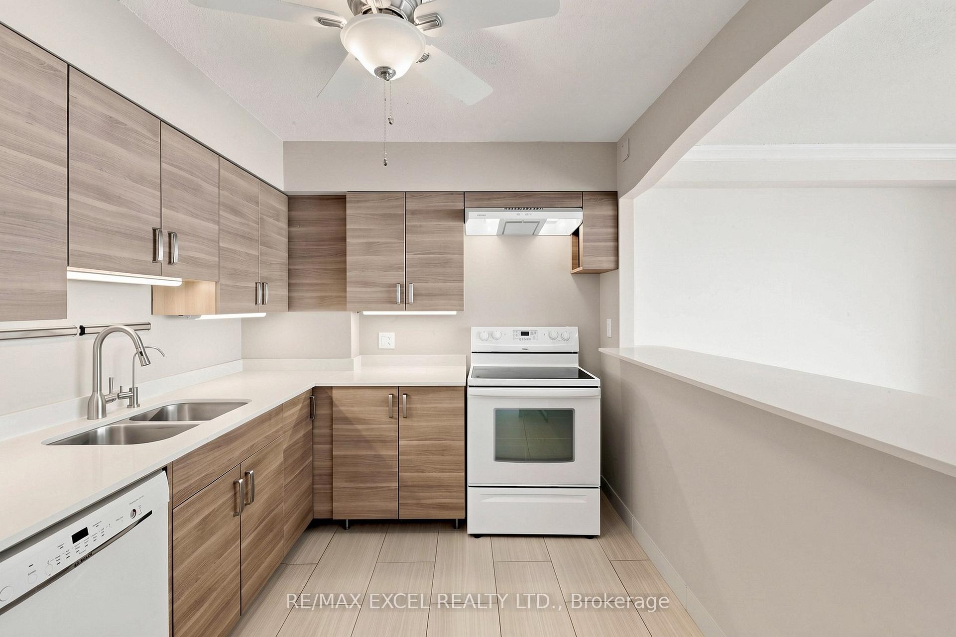 Photo 15 of Unit 607, 5280 Lakeshore Road, Burlington, Appleby — HOMEH