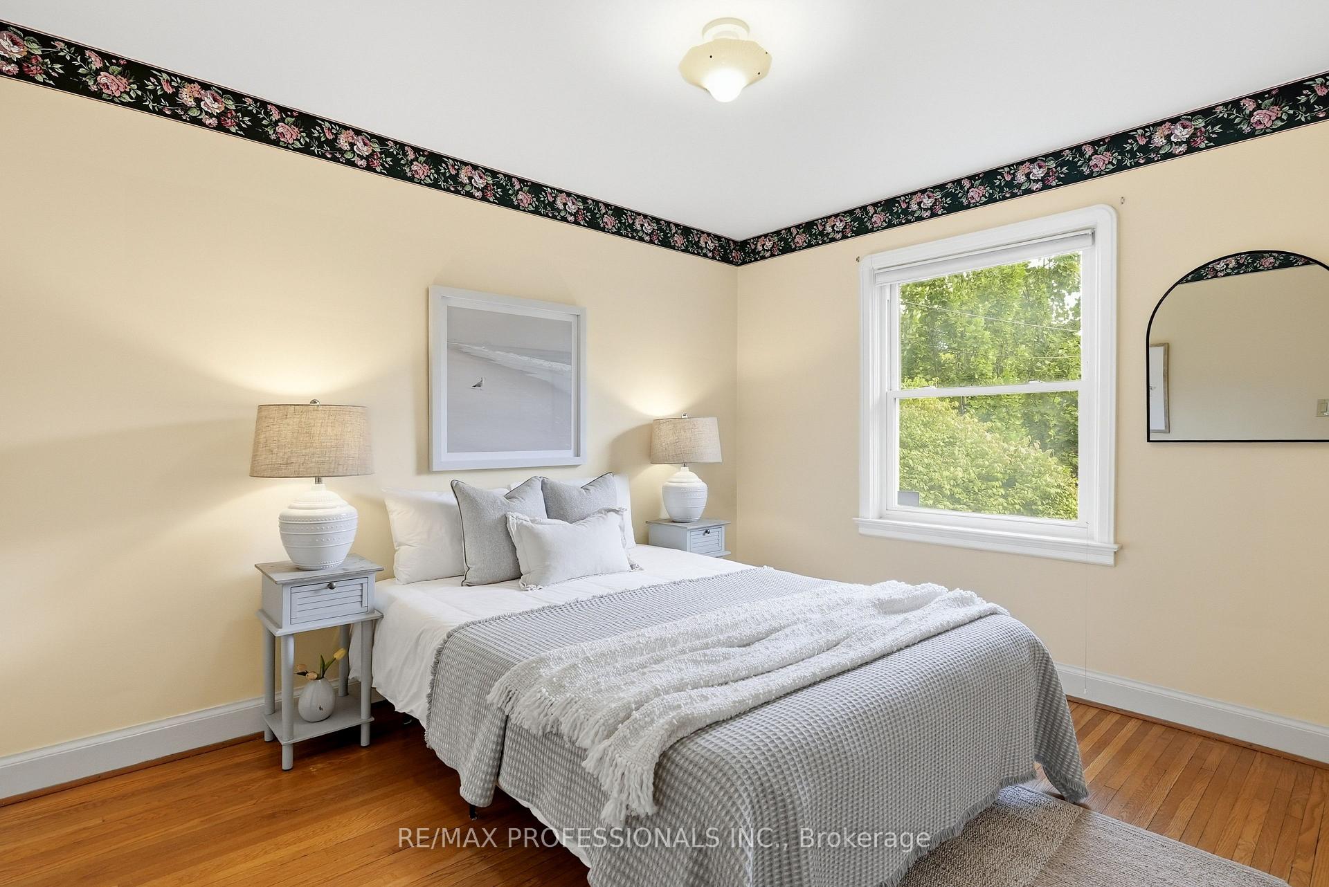 Photo 20 of 1 Bernice Avenue, Etobicoke, Stonegate-Queensway — HOMEH