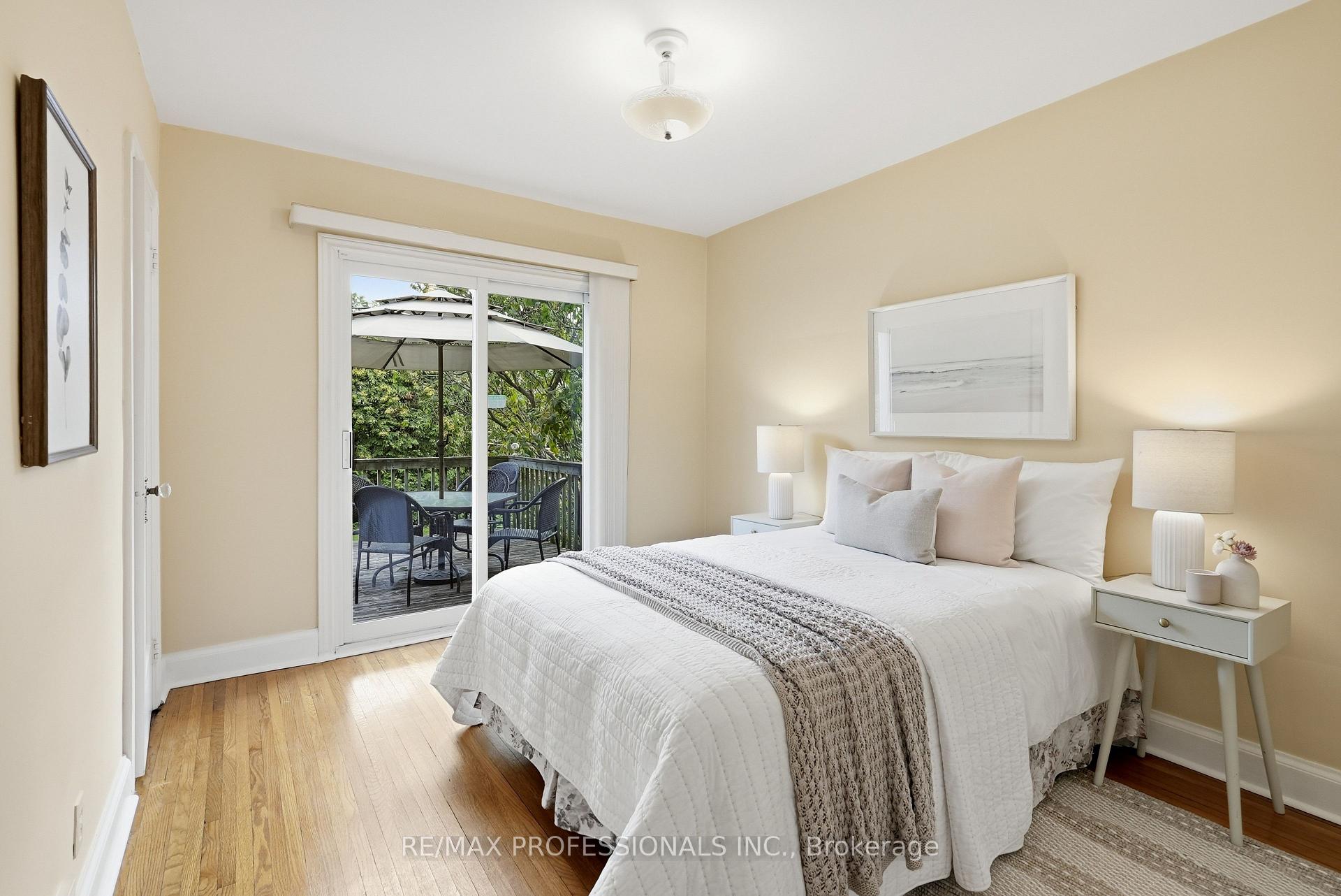 Photo 23 of 1 Bernice Avenue, Etobicoke, Stonegate-Queensway — HOMEH
