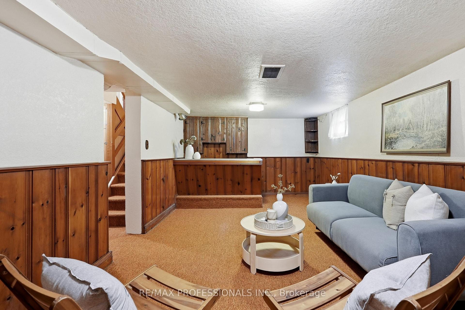 Photo 32 of 1 Bernice Avenue, Etobicoke, Stonegate-Queensway — HOMEH
