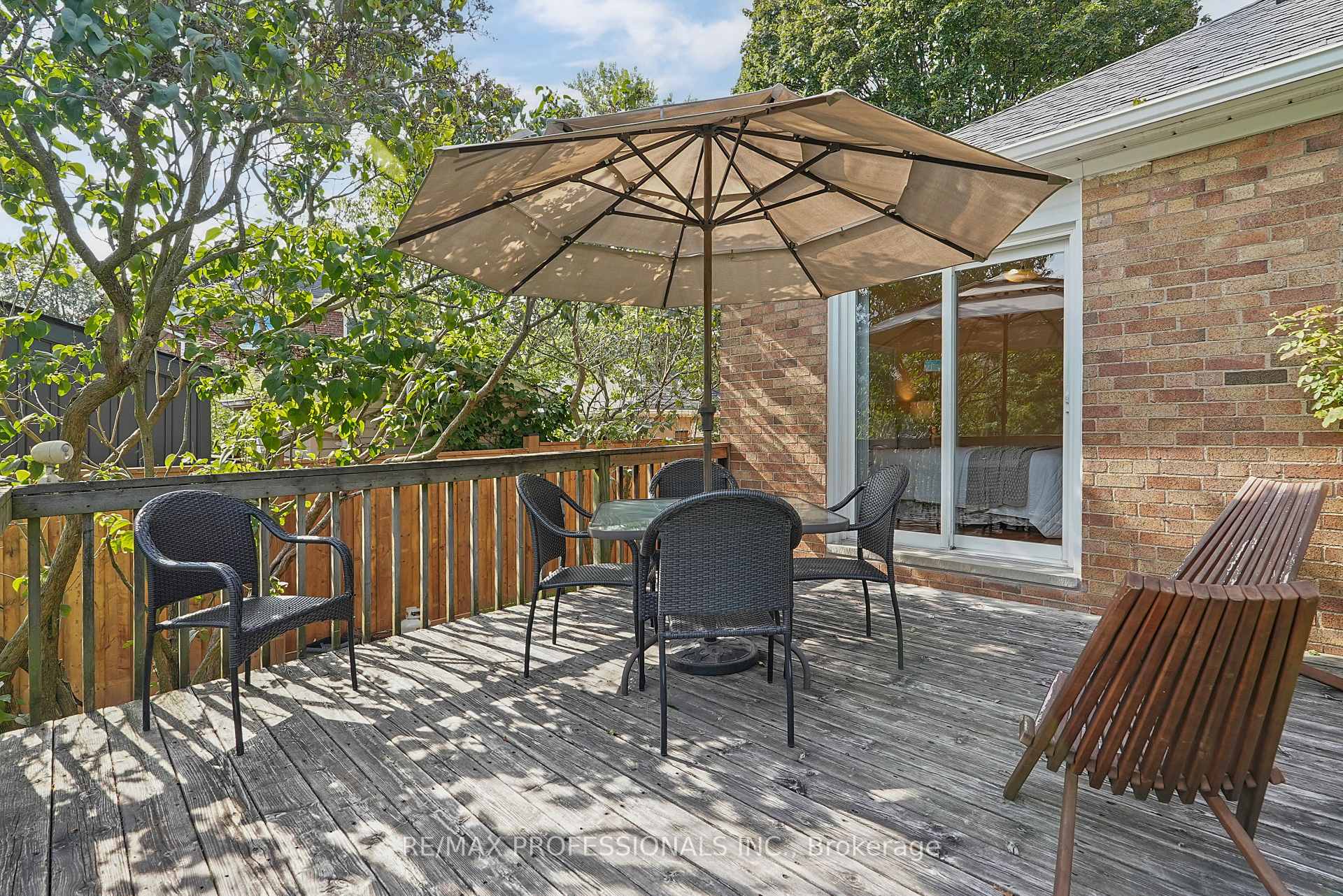 Photo 40 of 1 Bernice Avenue, Etobicoke, Stonegate-Queensway — HOMEH