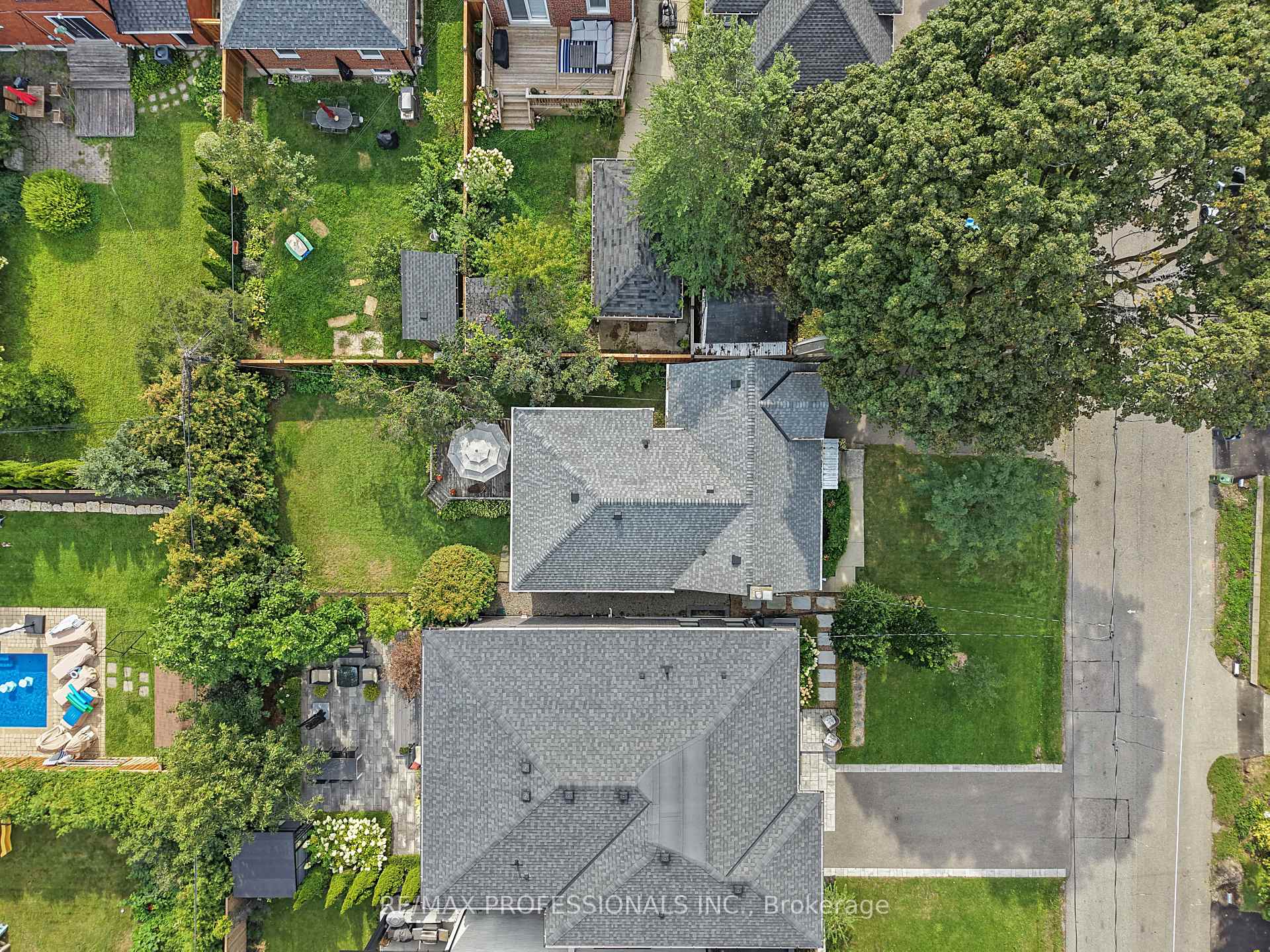 Photo 49 of 1 Bernice Avenue, Etobicoke, Stonegate-Queensway — HOMEH