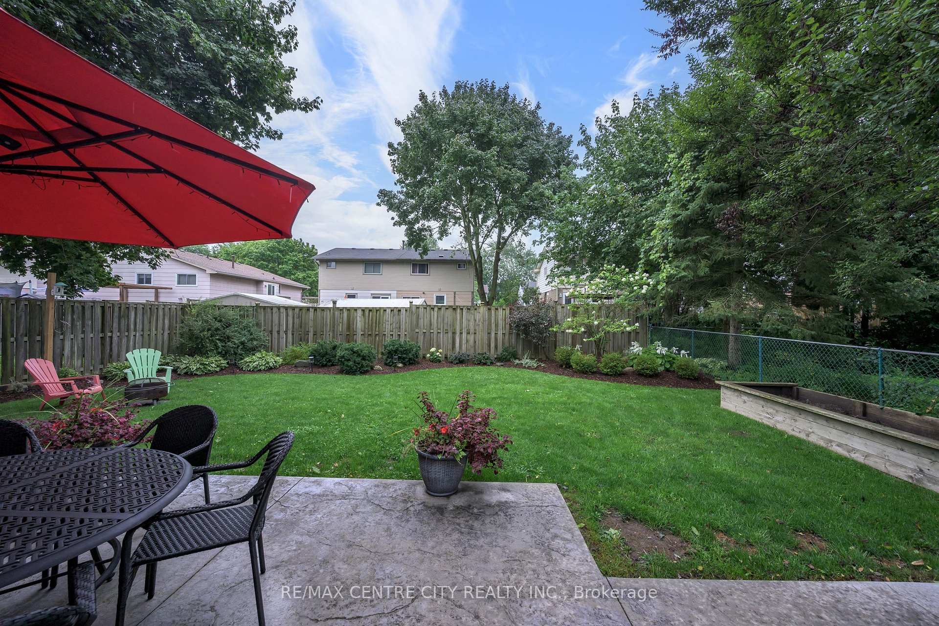 Photo 6 of 71 Ardsley Road, London, North I — HOMEH