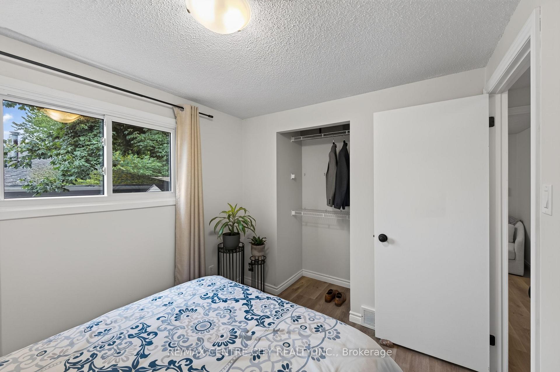 Photo 24 of 71 Ardsley Road, London, North I — HOMEH
