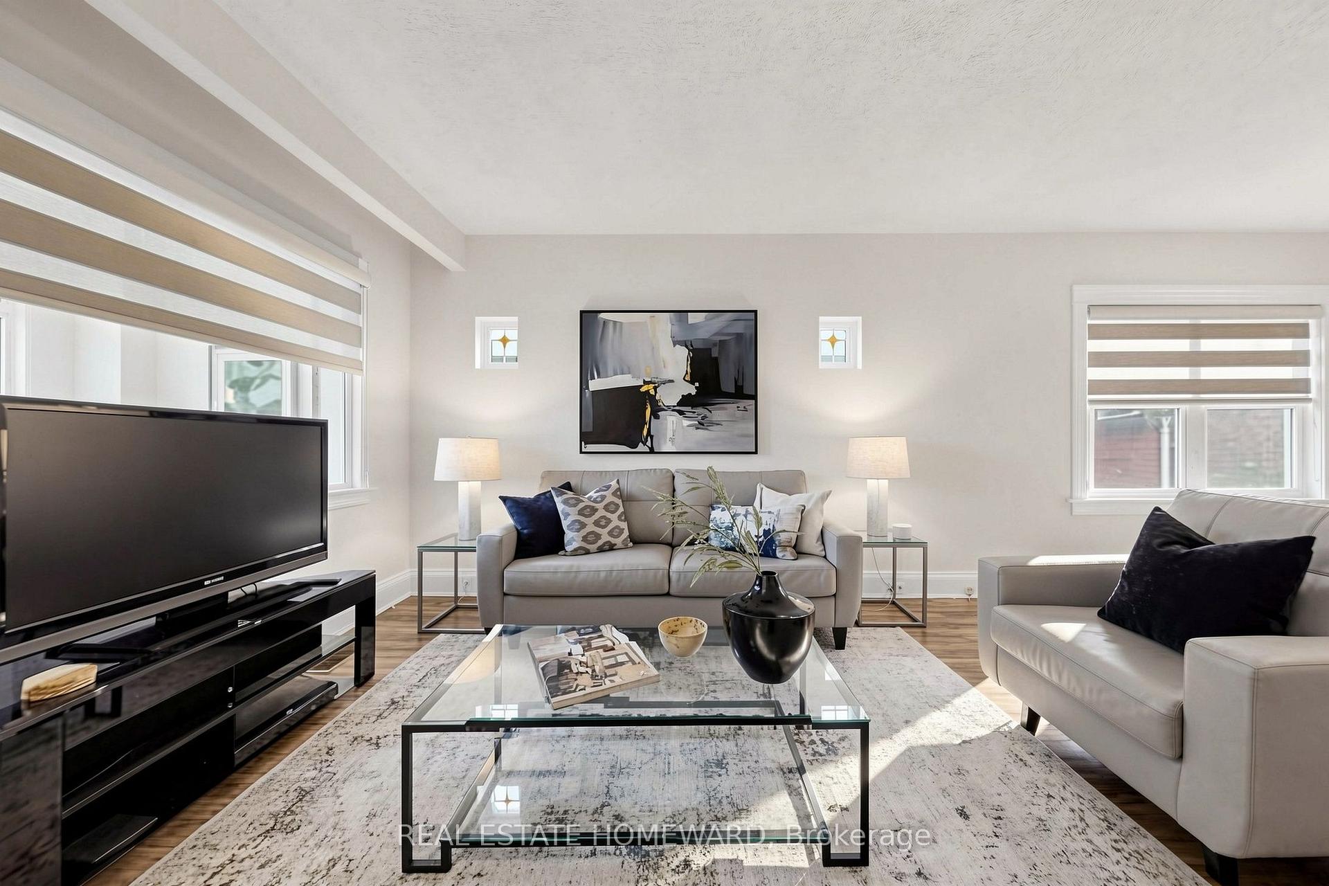Photo 5 of 249 Queensdale Avenue, Toronto, Danforth Village-East York — HOMEH