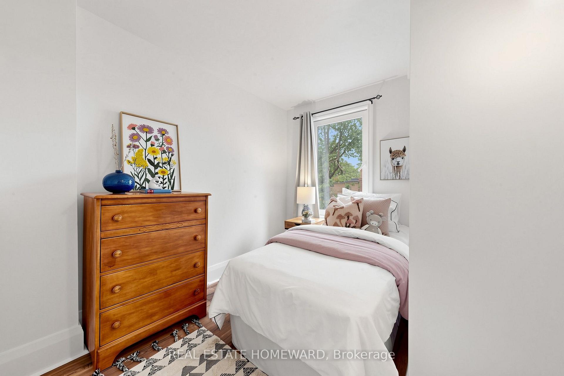 Photo 30 of 249 Queensdale Avenue, Toronto, Danforth Village-East York — HOMEH