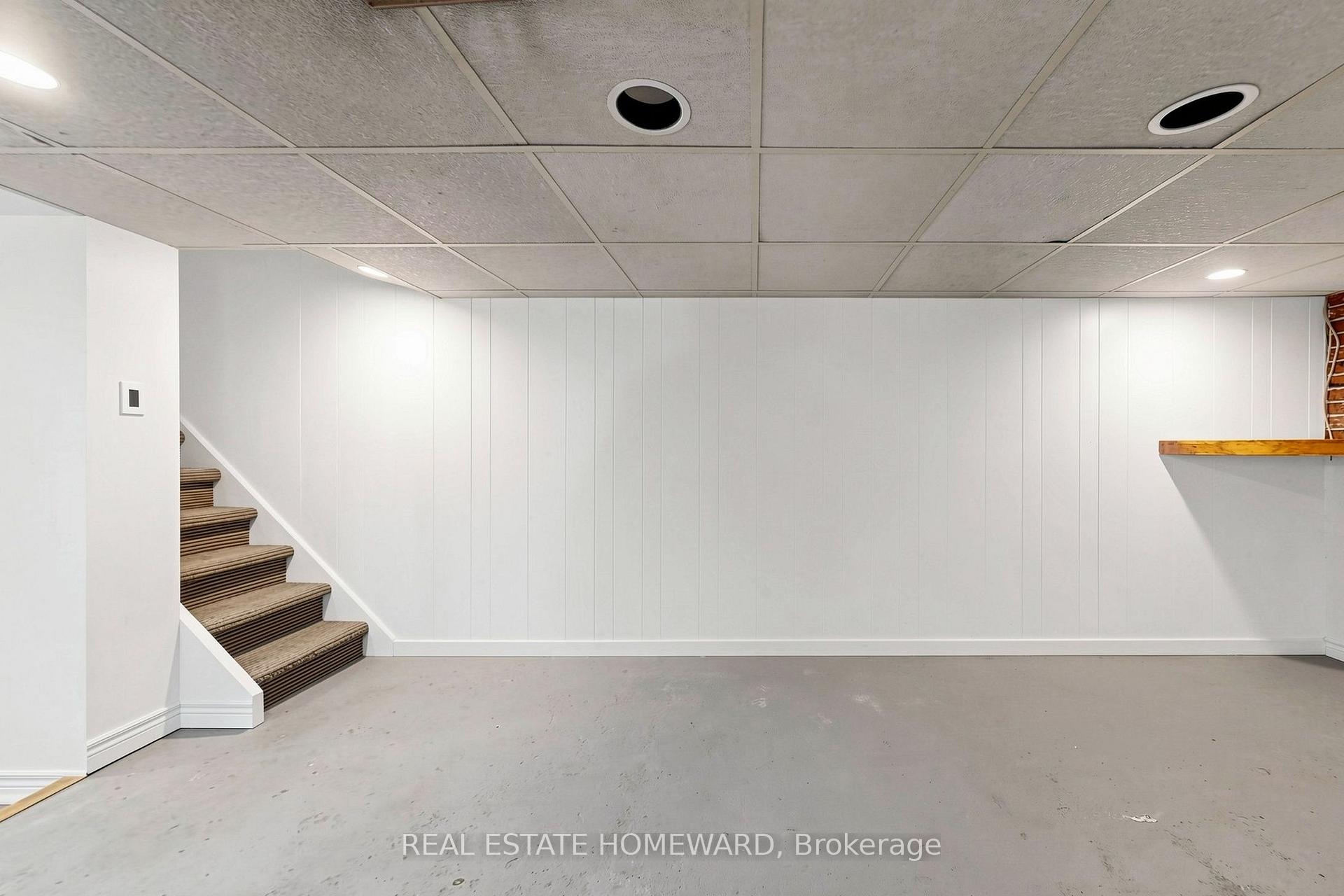 Photo 35 of 249 Queensdale Avenue, Toronto, Danforth Village-East York — HOMEH