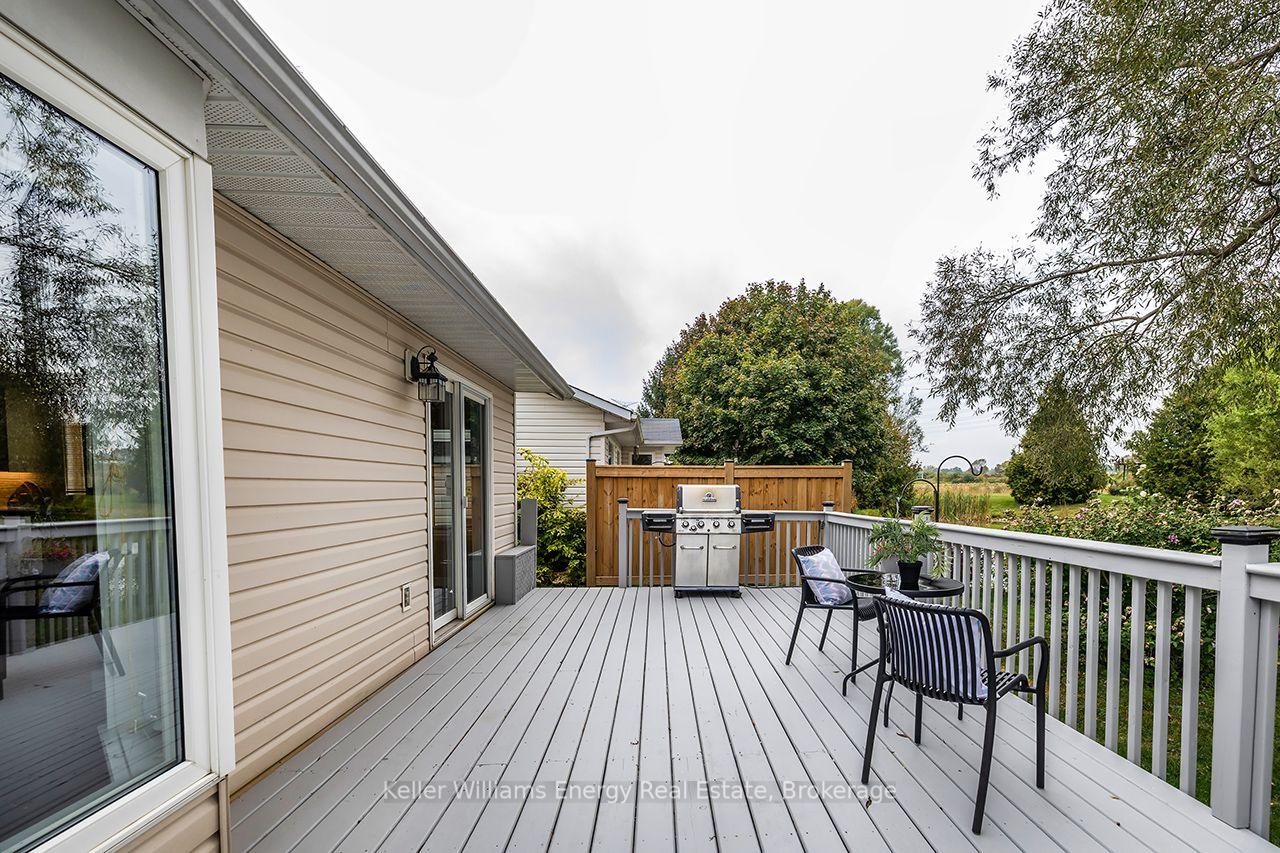Photo 19 of 212 Wilmot Trail, Clarington, Bowmanville — HOMEH