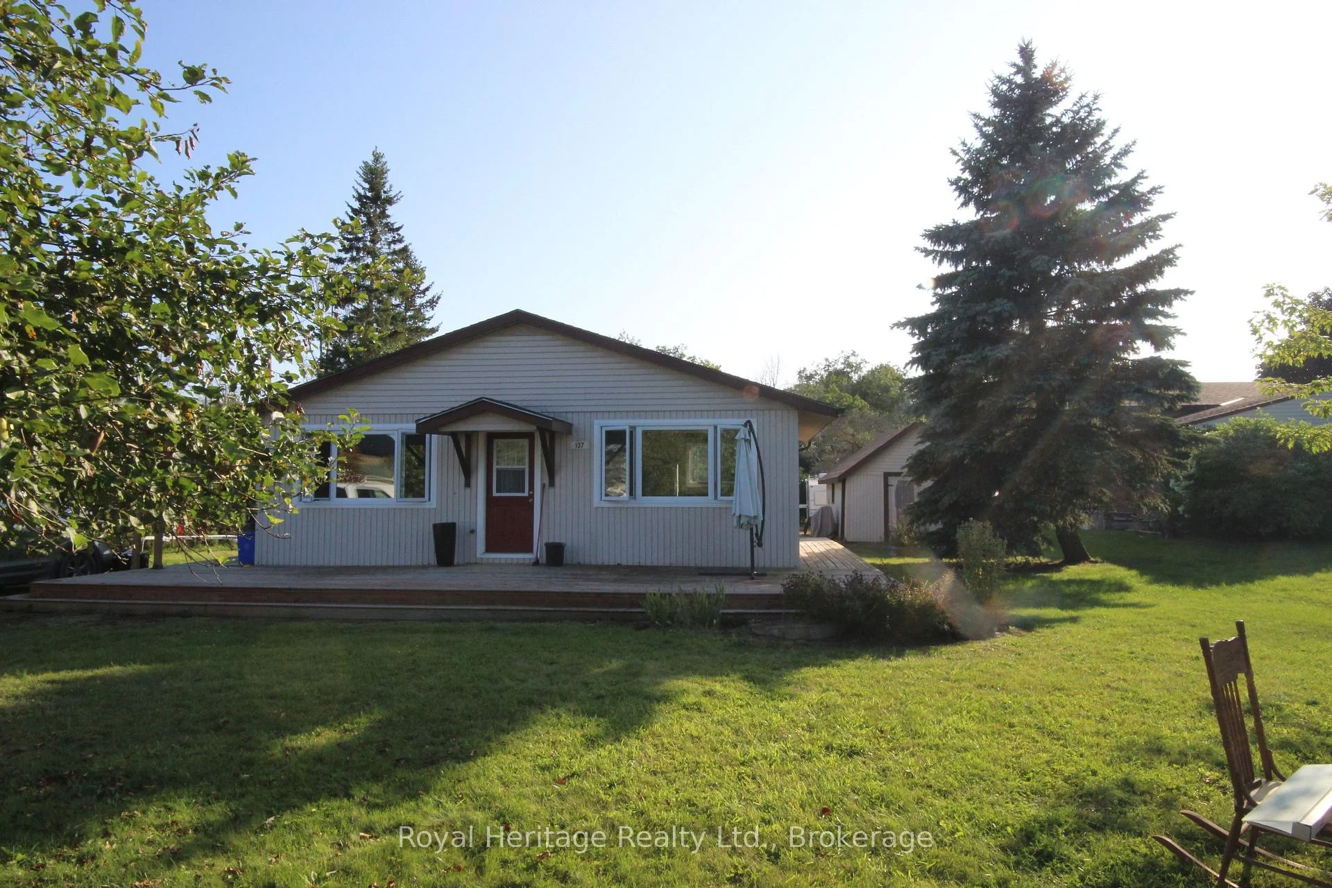 Photo 4 of 137 Bayshore Road, Brighton, Rural Brighton — HOMEH