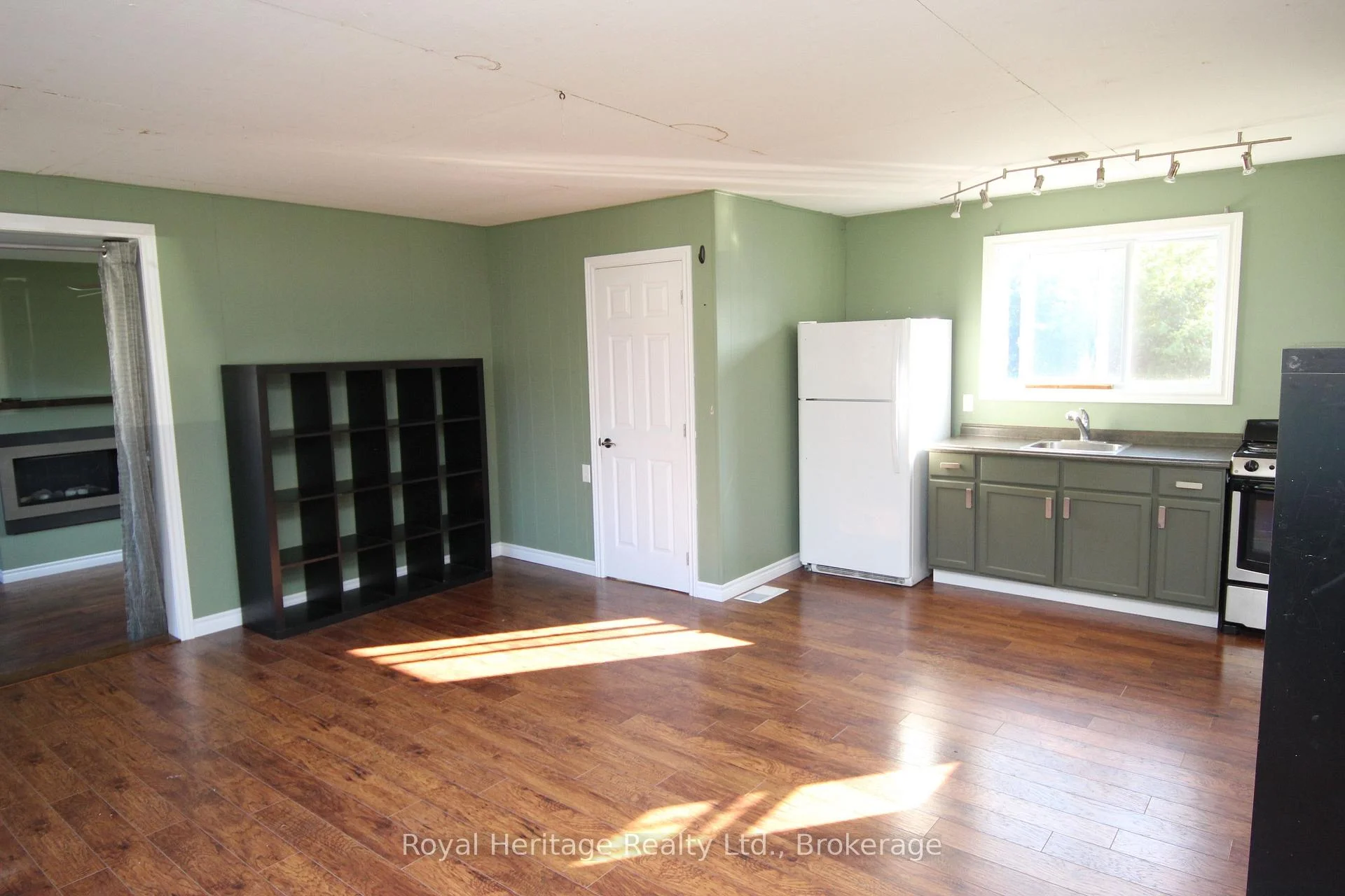 Photo 9 of 137 Bayshore Road, Brighton, Rural Brighton — HOMEH