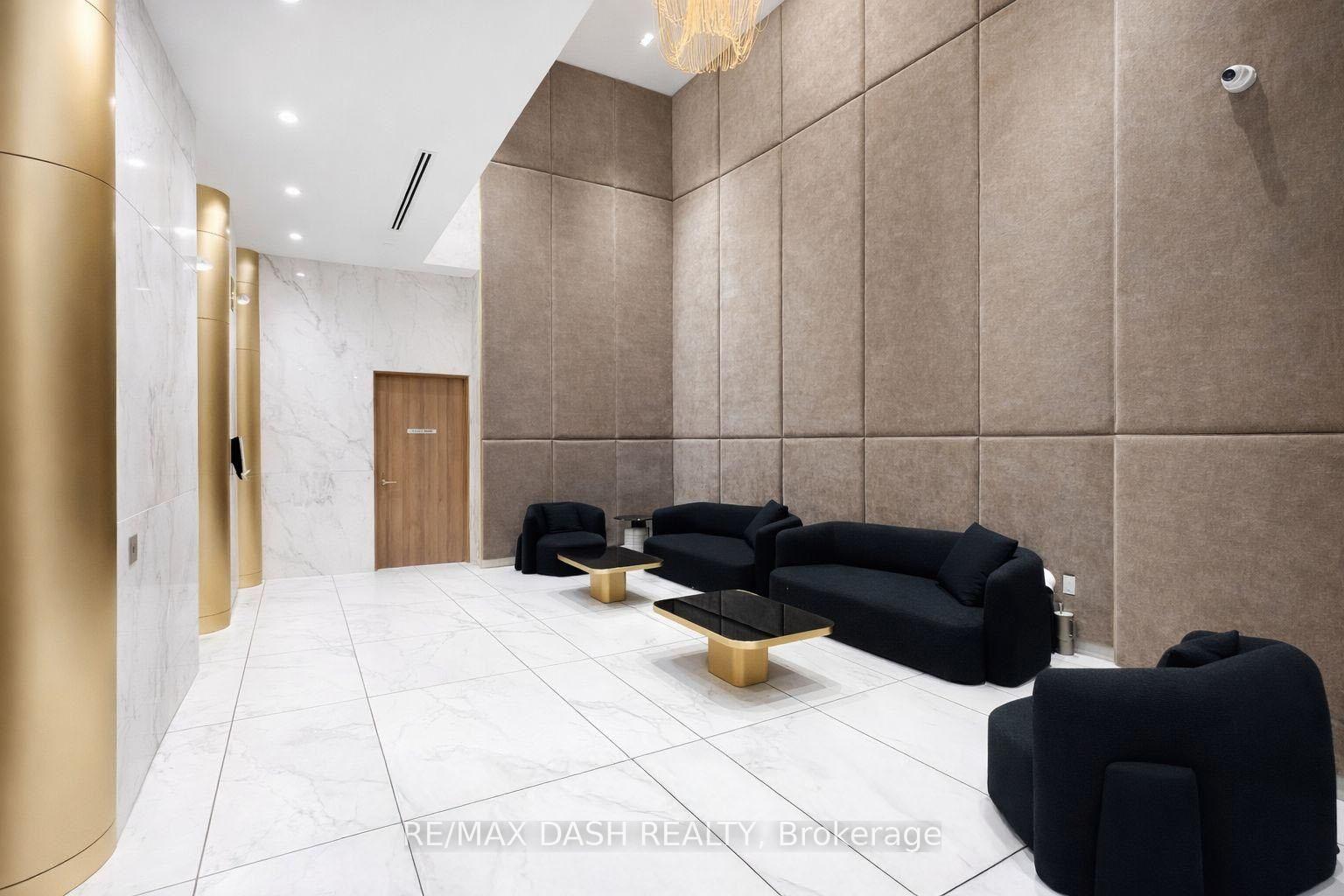 Photo 2 of Unit 2411, 634 Church Street, Toronto, Church-Yonge Corridor — HOMEH