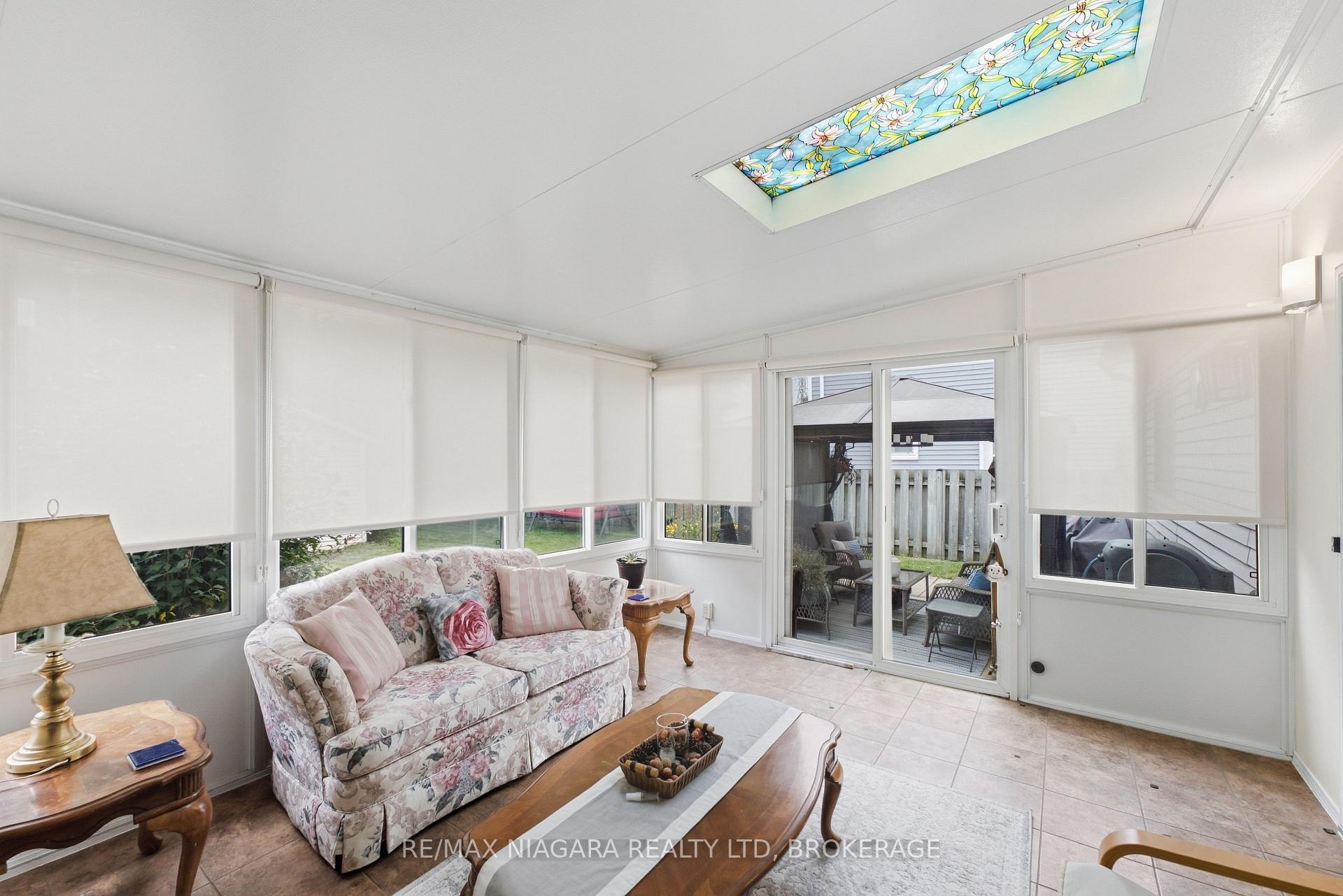 Photo 16 of 106 St. Augustine Drive, St. Catharines, Secord Woods — HOMEH