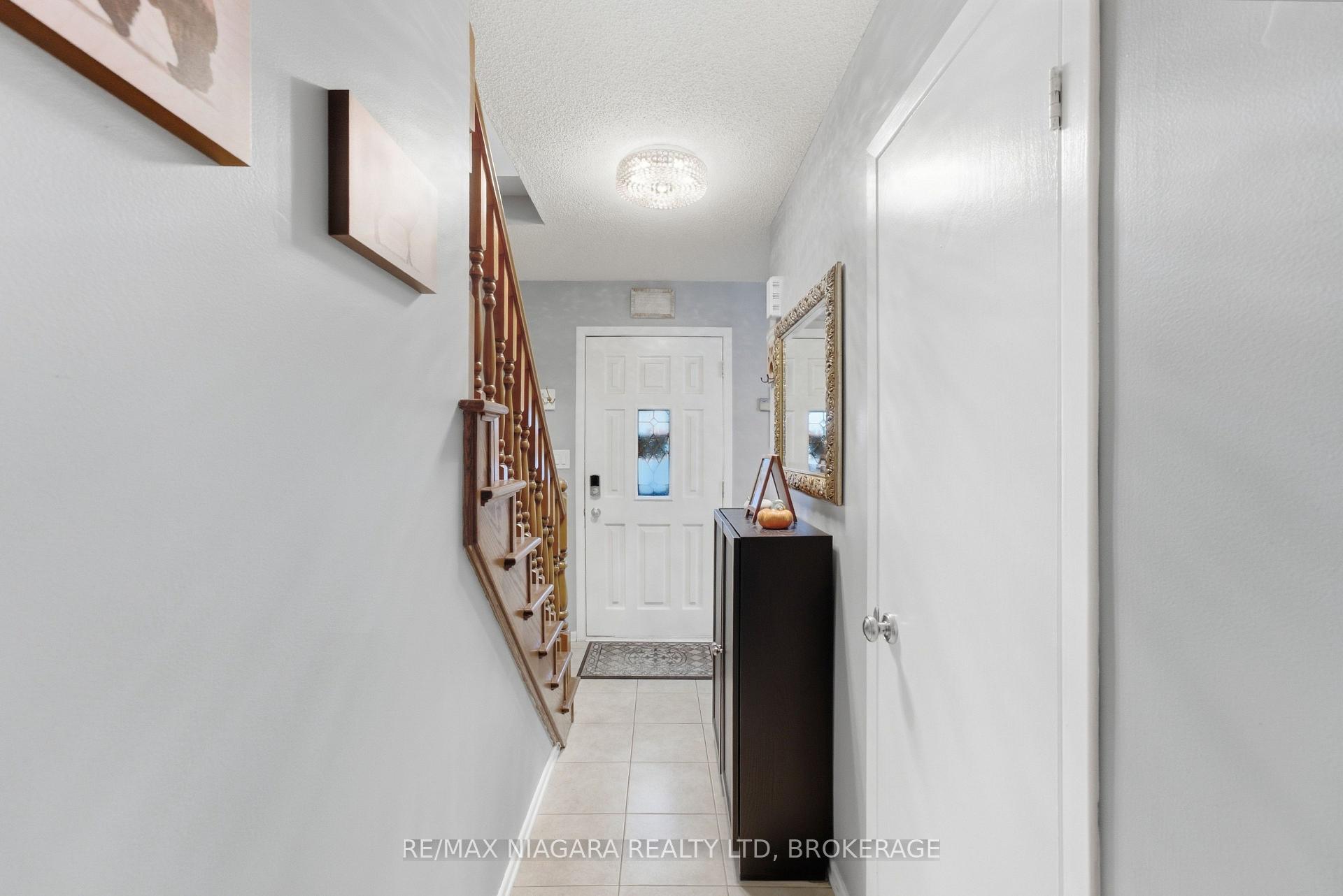 Photo 19 of 106 St. Augustine Drive, St. Catharines, Secord Woods — HOMEH