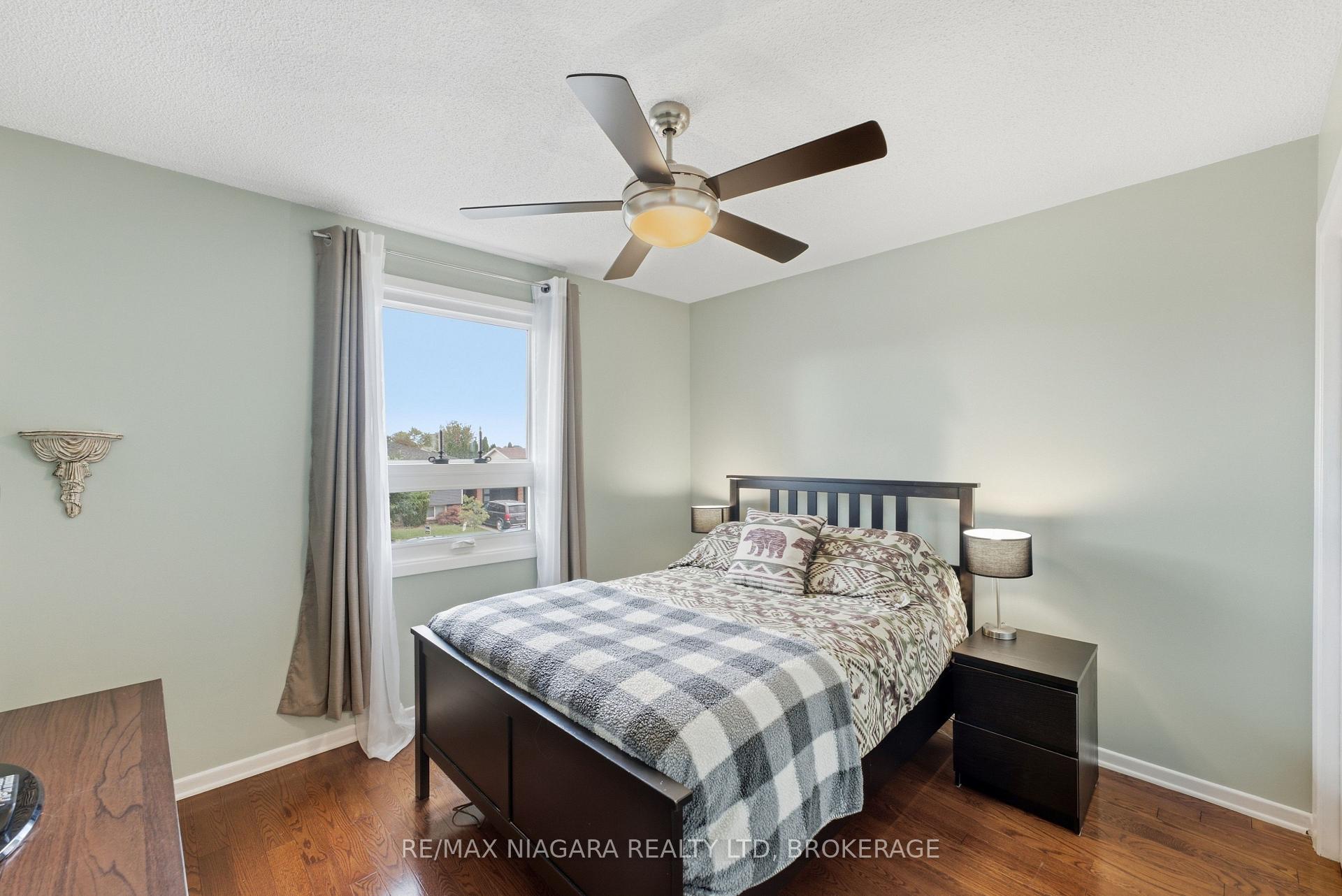 Photo 27 of 106 St. Augustine Drive, St. Catharines, Secord Woods — HOMEH