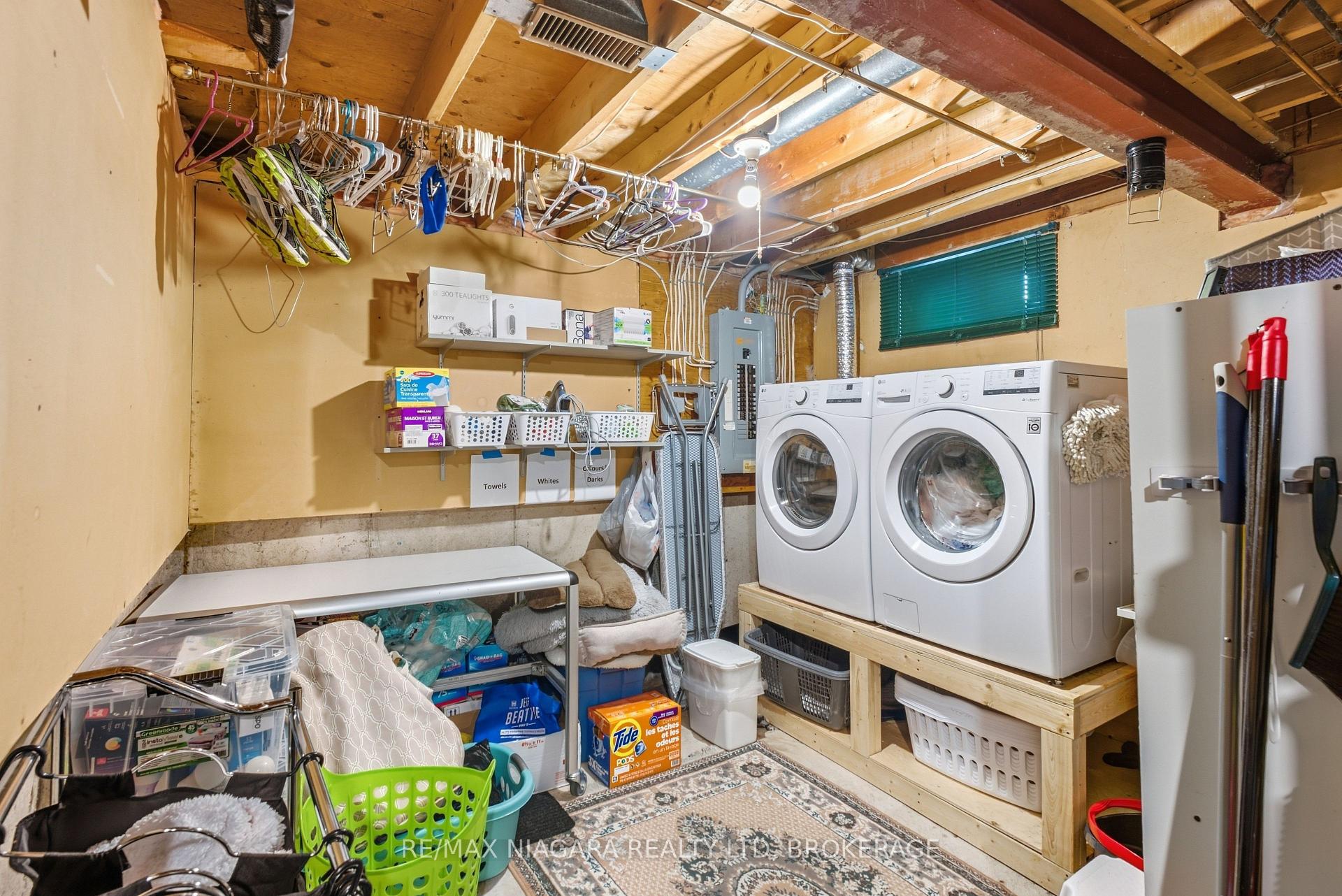 Photo 30 of 106 St. Augustine Drive, St. Catharines, Secord Woods — HOMEH