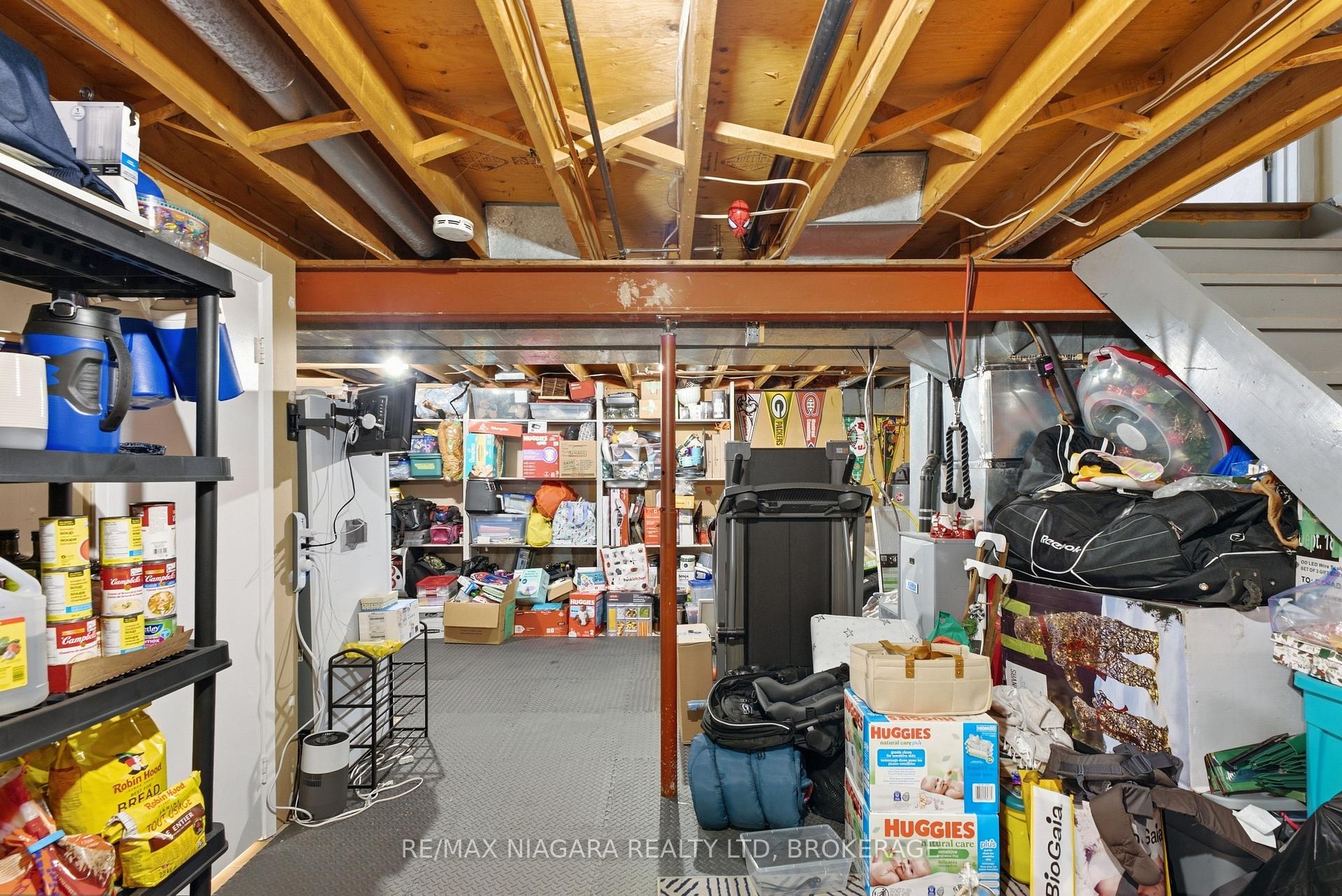 Photo 32 of 106 St. Augustine Drive, St. Catharines, Secord Woods — HOMEH