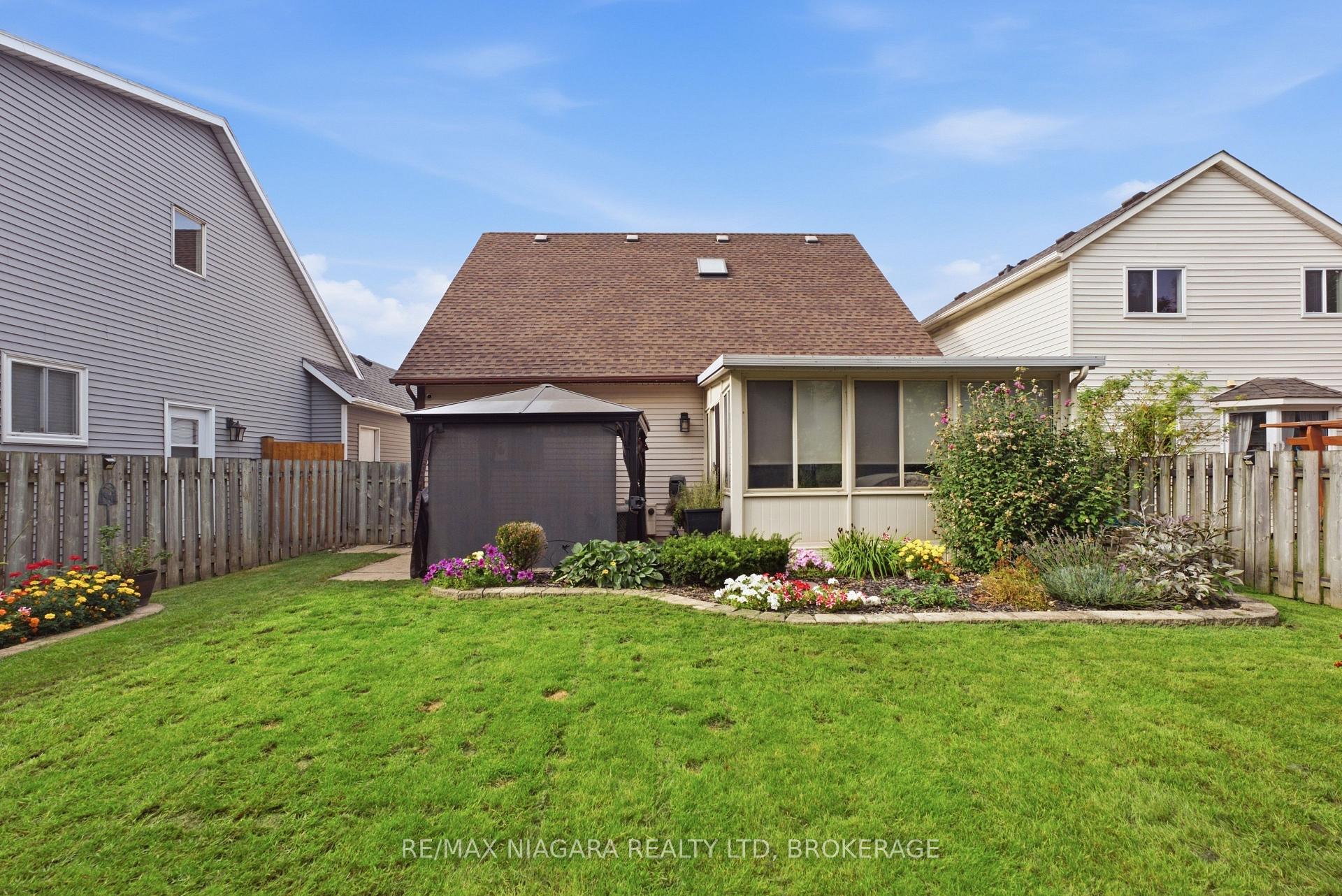 Photo 39 of 106 St. Augustine Drive, St. Catharines, Secord Woods — HOMEH