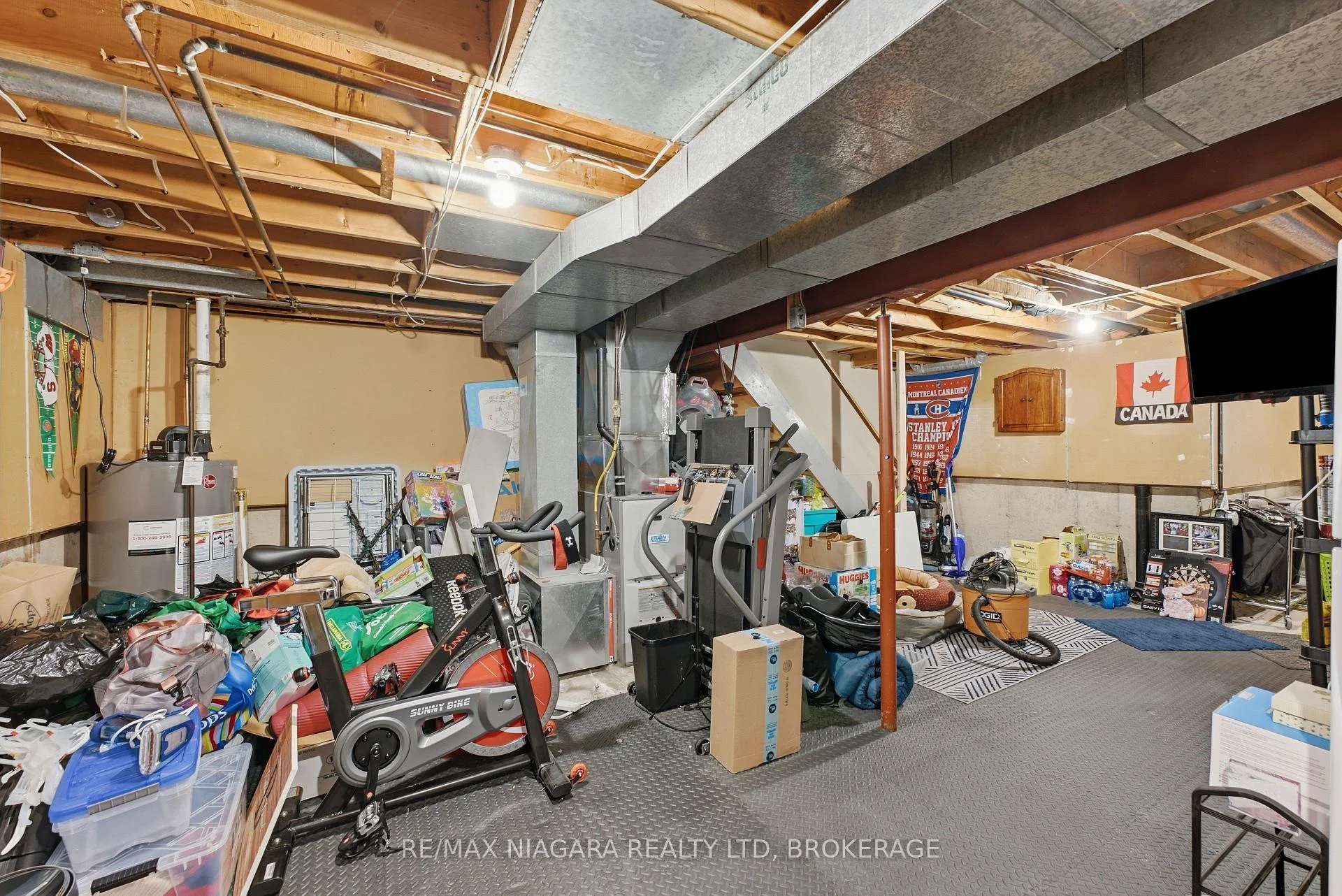 Photo 35 of 106 St. Augustine Drive, St. Catharines, Secord Woods — HOMEH