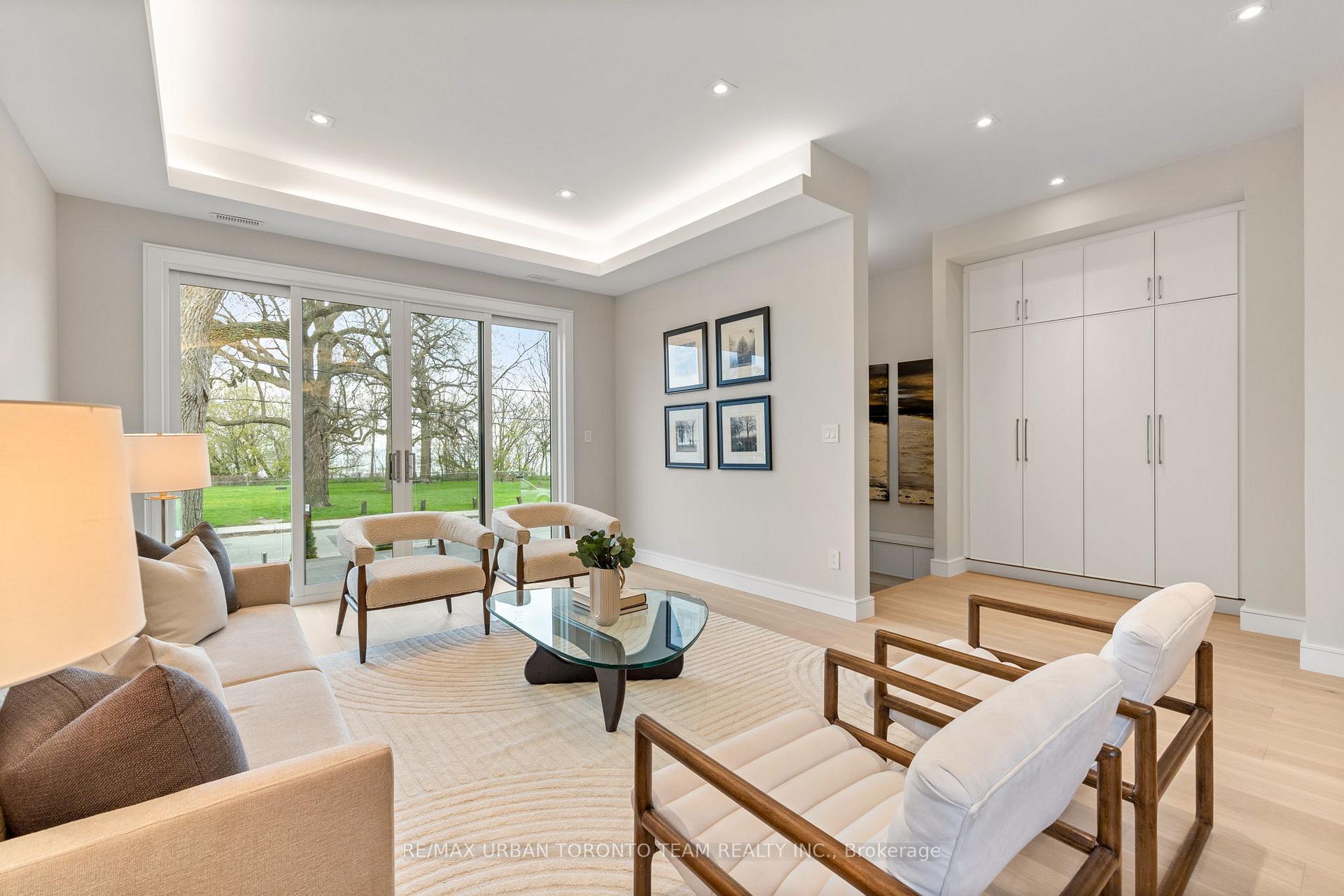Photo 3 of 4 Drake Crescent, Scarborough, Cliffcrest — HOMEH