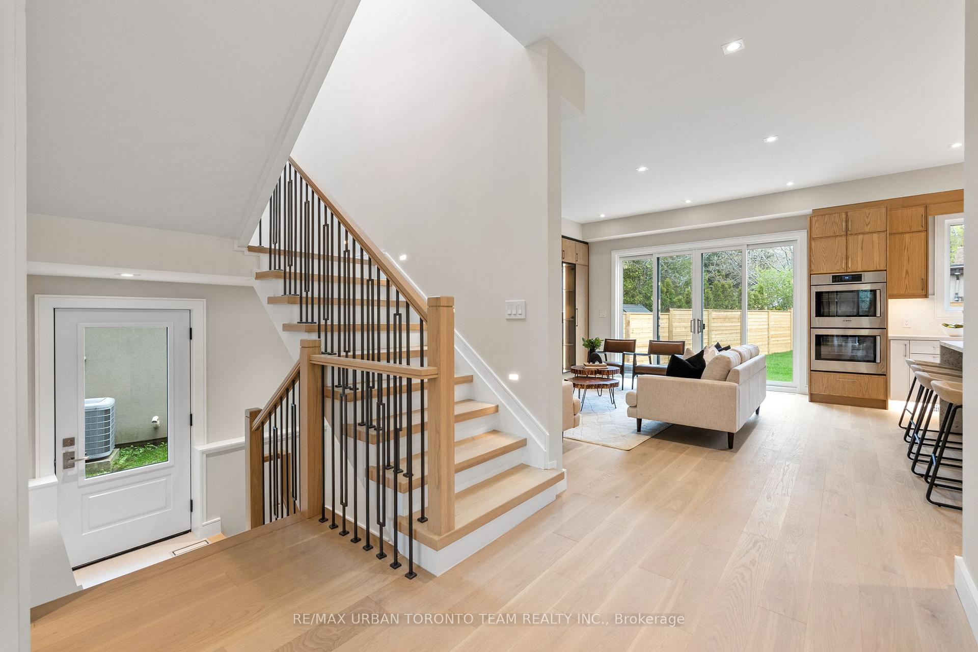 Photo 7 of 4 Drake Crescent, Scarborough, Cliffcrest — HOMEH
