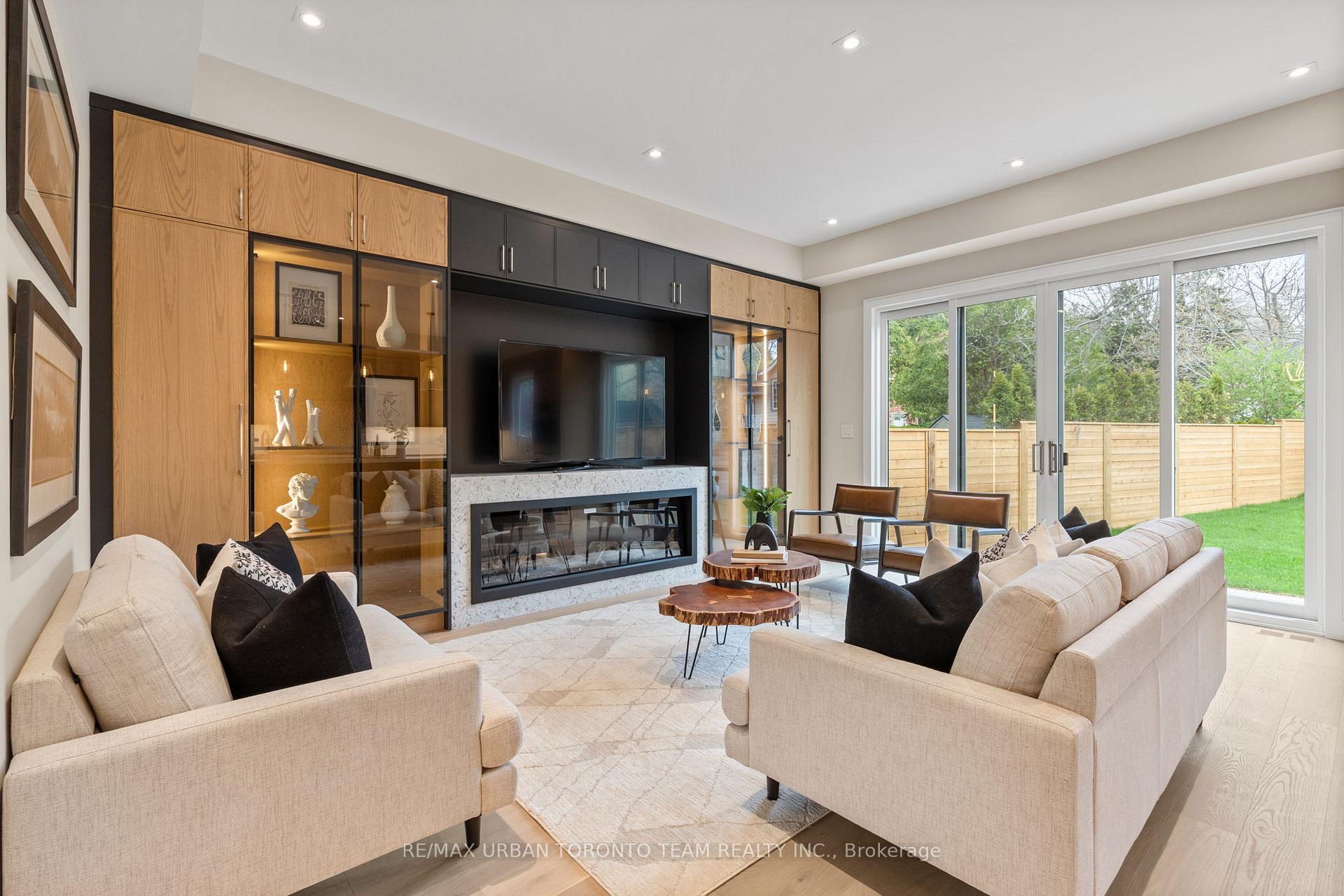 Photo 9 of 4 Drake Crescent, Scarborough, Cliffcrest — HOMEH