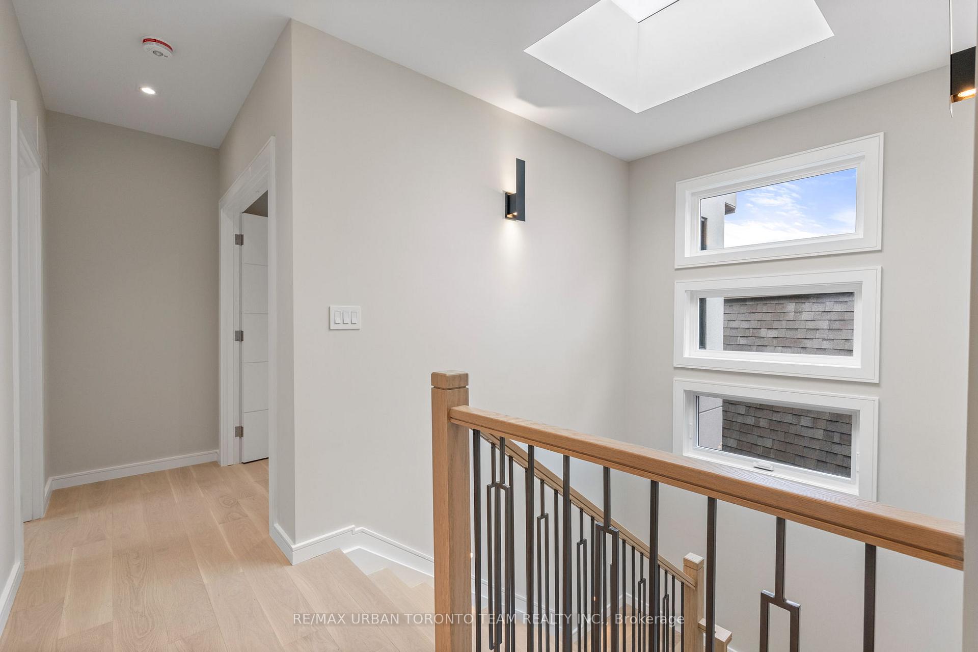 Photo 17 of 4 Drake Crescent, Scarborough, Cliffcrest — HOMEH