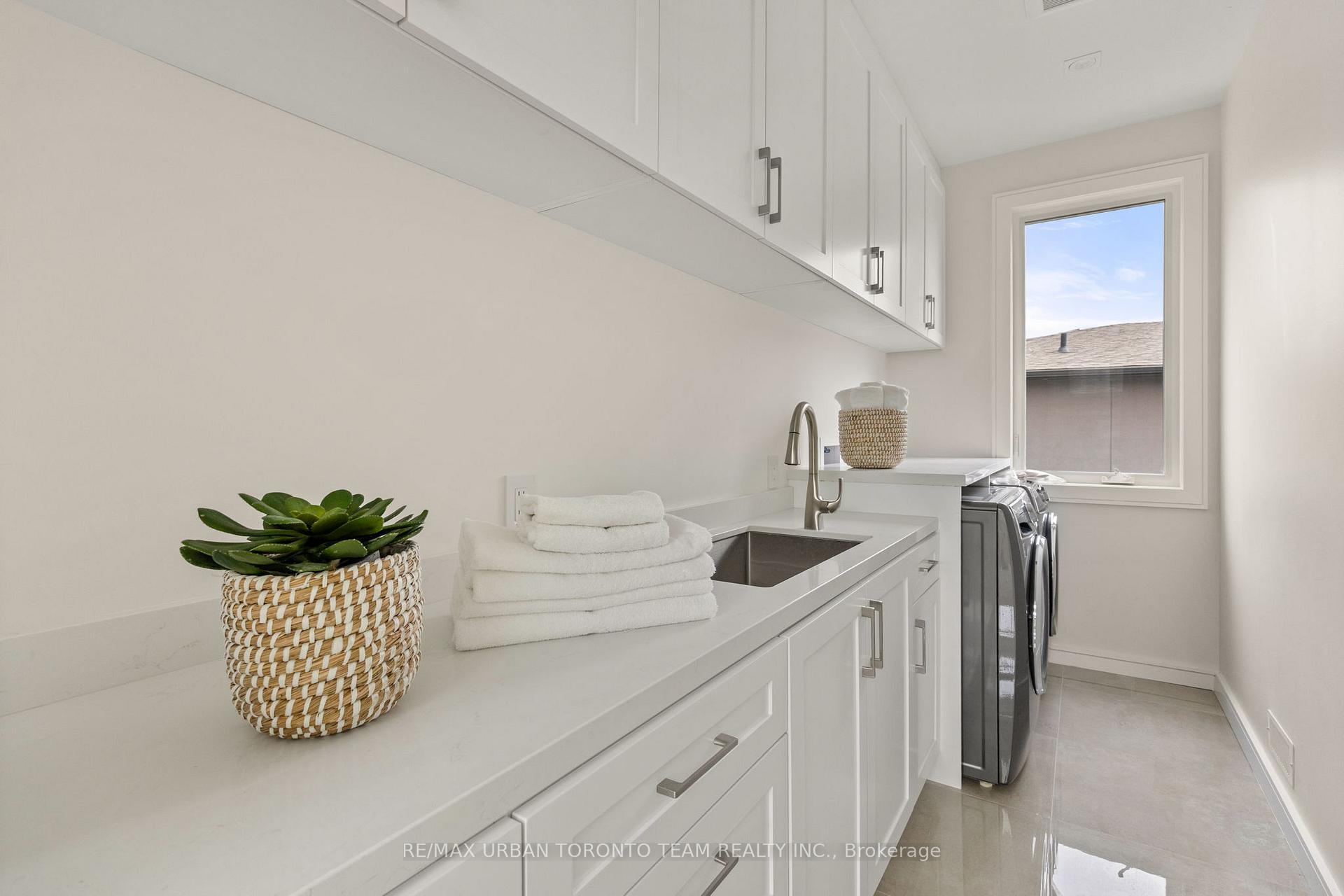 Photo 27 of 4 Drake Crescent, Scarborough, Cliffcrest — HOMEH