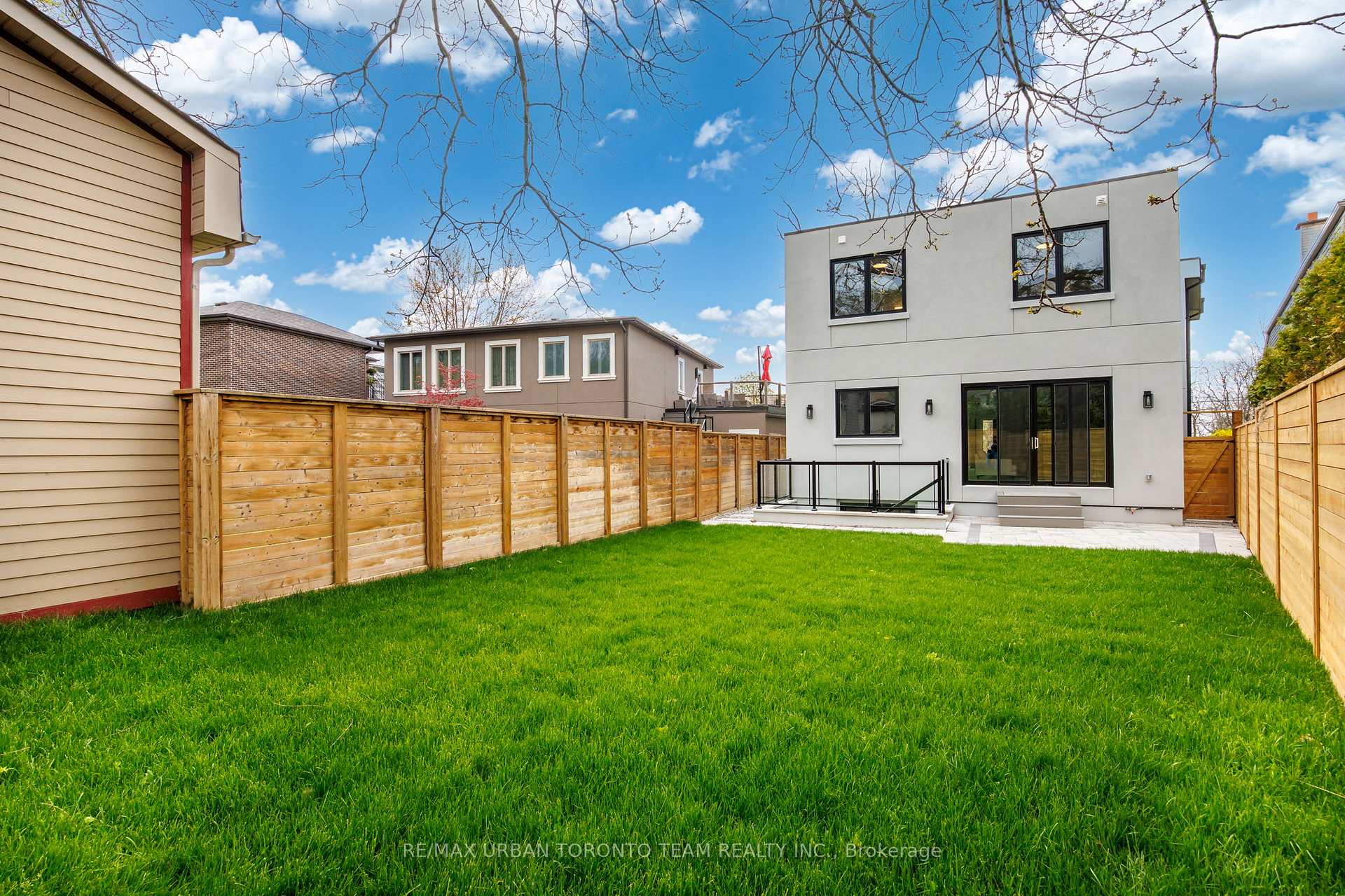 Photo 48 of 4 Drake Crescent, Scarborough, Cliffcrest — HOMEH