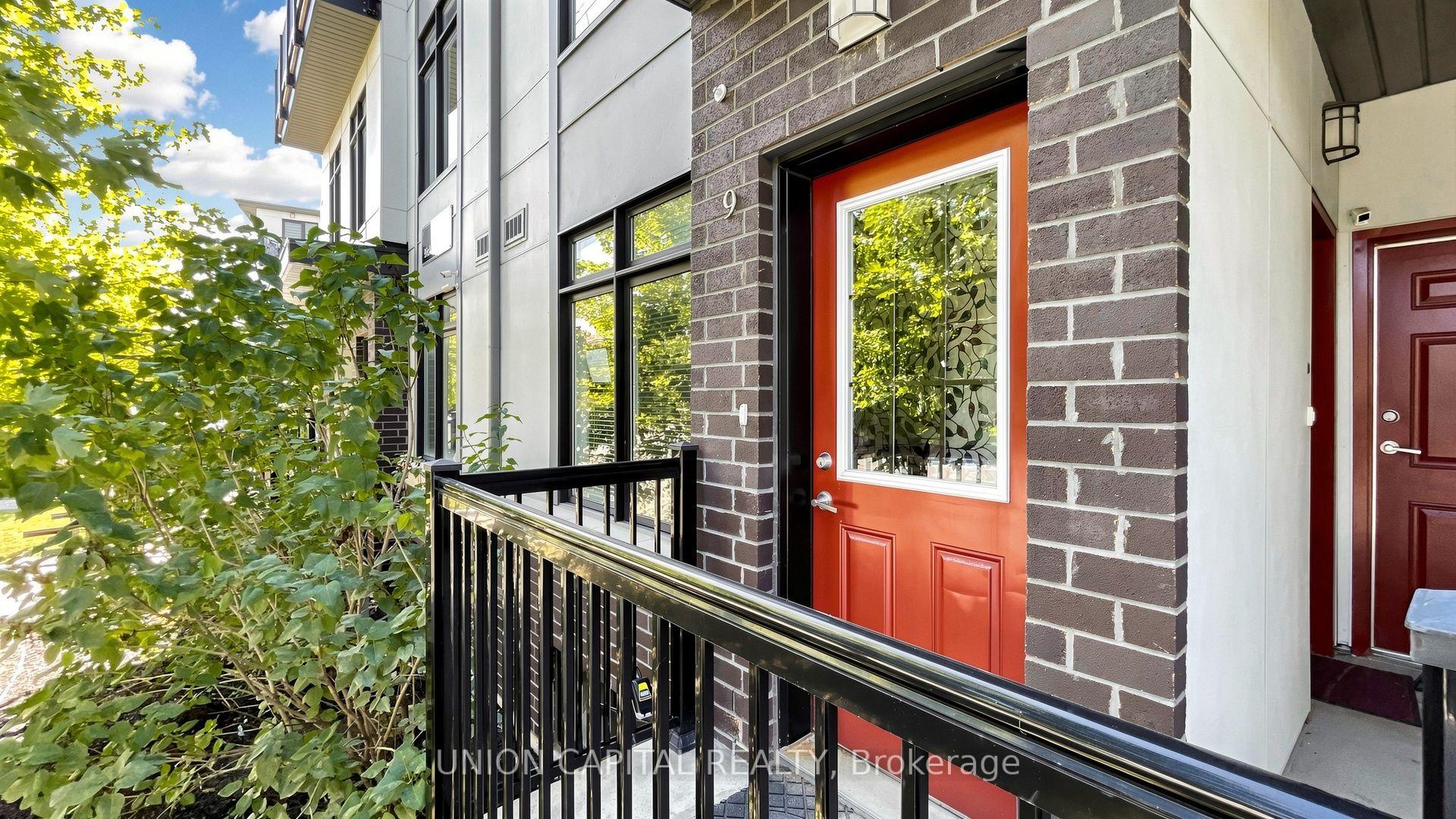 Photo 3 of Unit 9, 6 Bicknell Avenue, Toronto, Keelesdale-Eglinton West — HOMEH