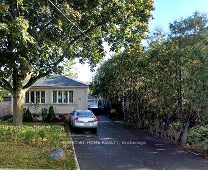 Photo of Unit Main Floor, 15 Lynnhaven Road