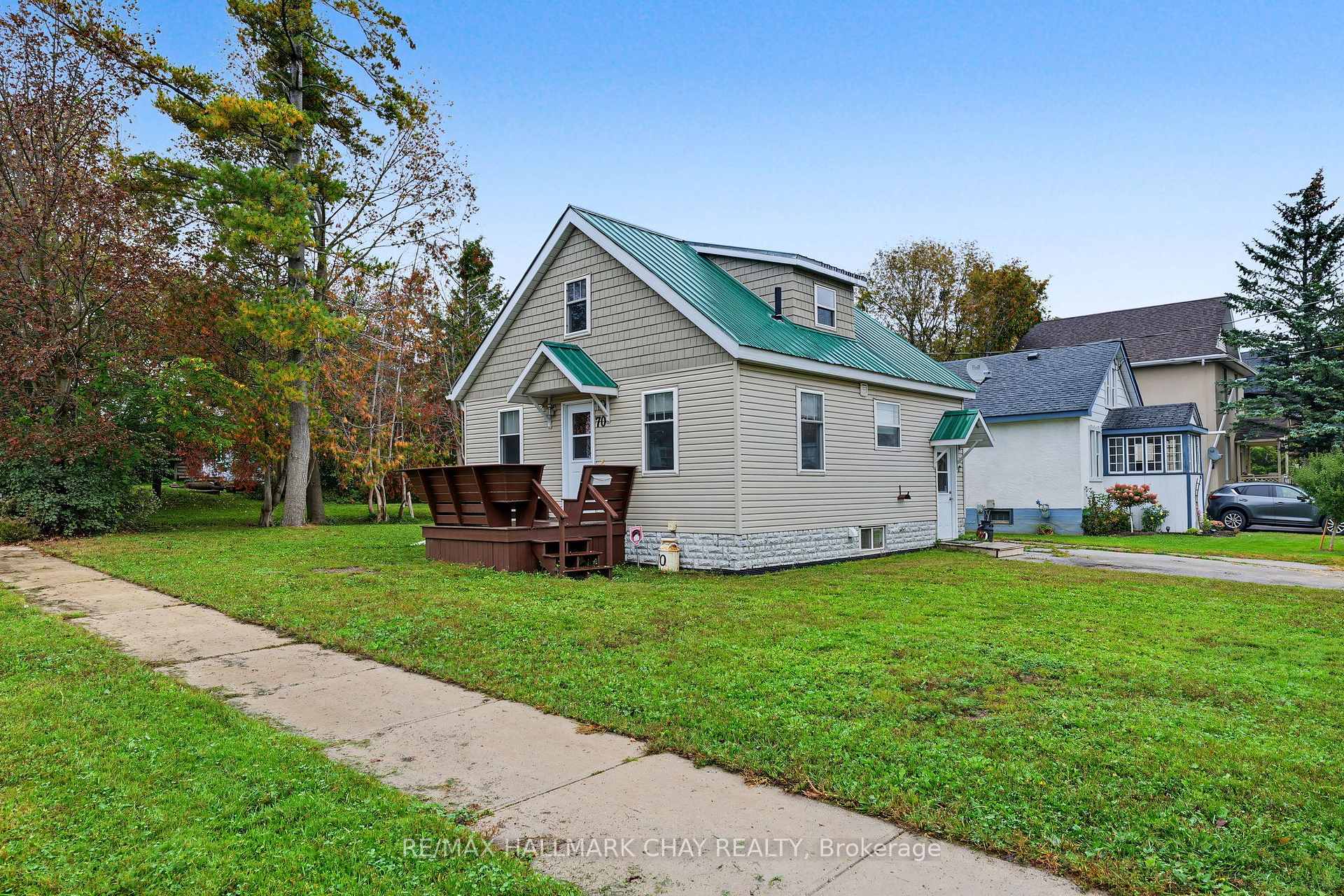 Photo 1 of 70 Douglas Street, Orillia — HOMEH