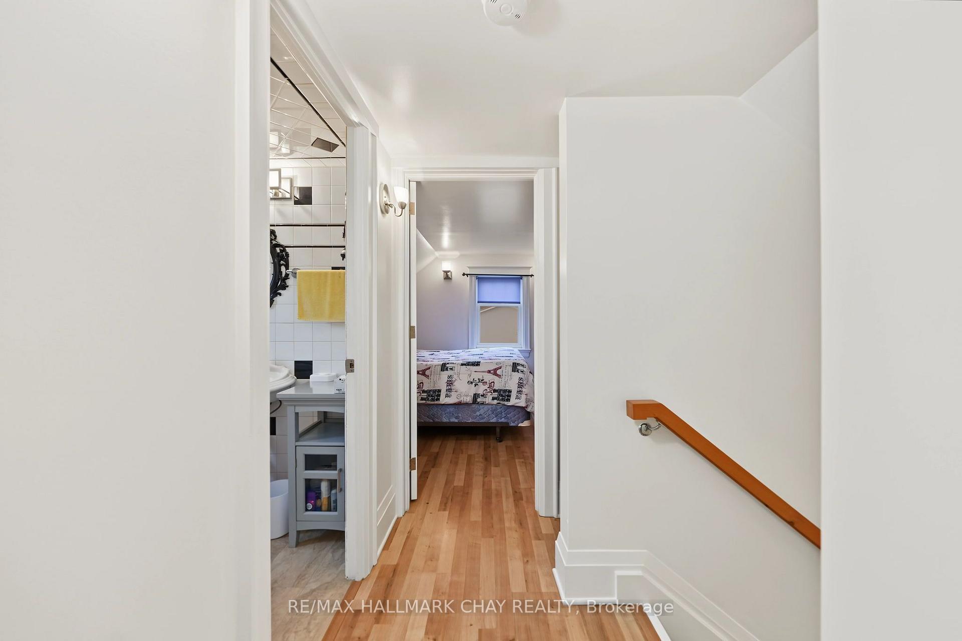 Photo 15 of 70 Douglas Street, Orillia — HOMEH