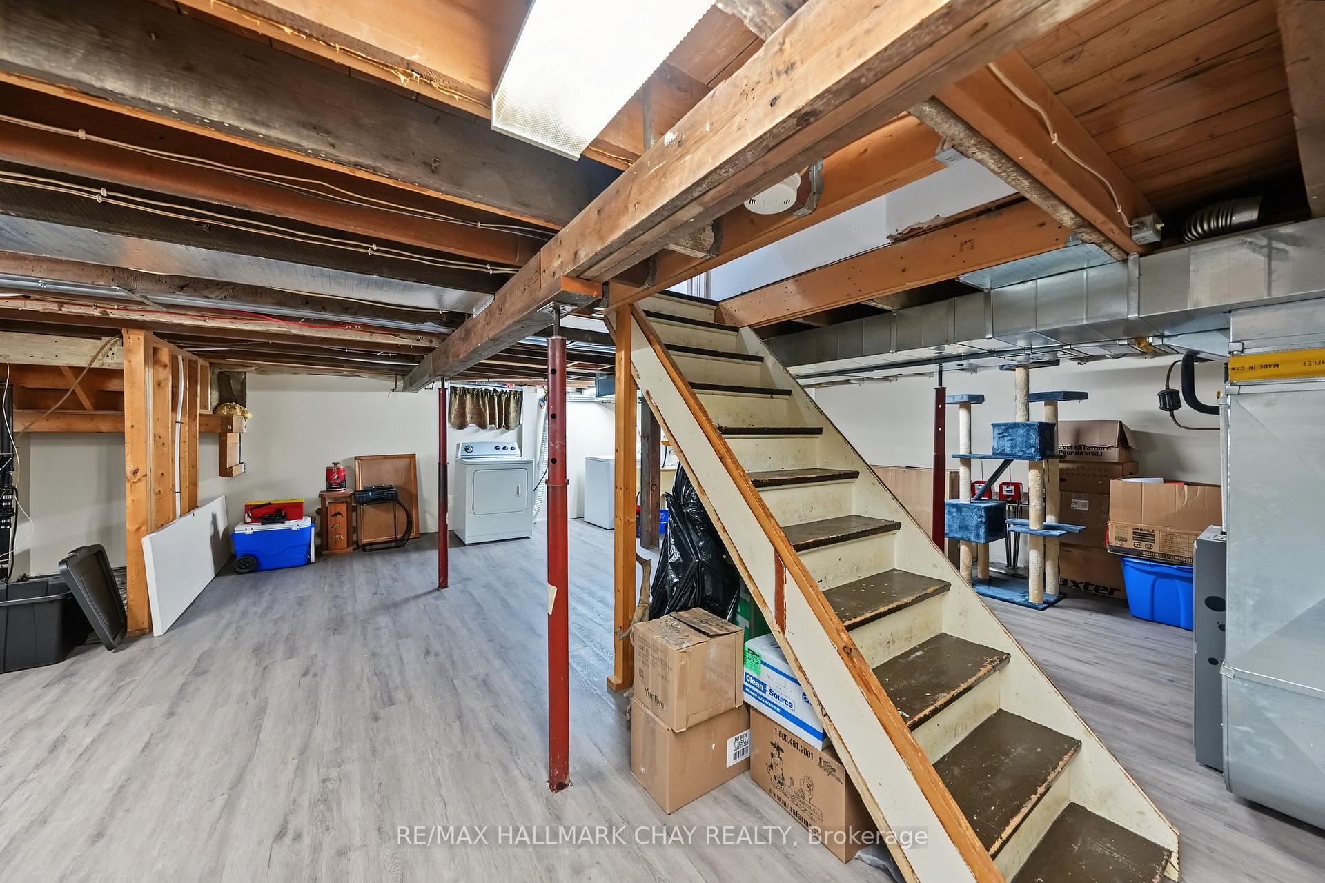 Photo 24 of 70 Douglas Street, Orillia — HOMEH