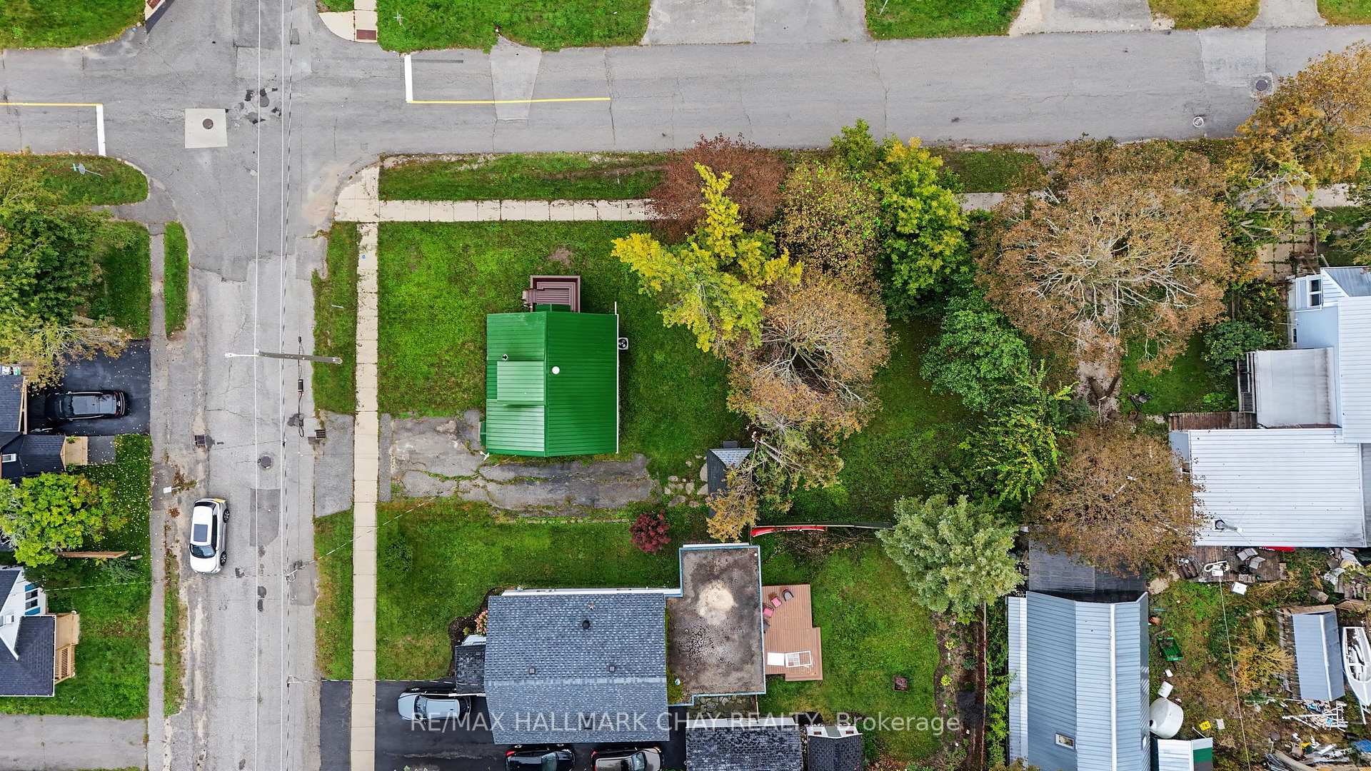 Photo 29 of 70 Douglas Street, Orillia — HOMEH